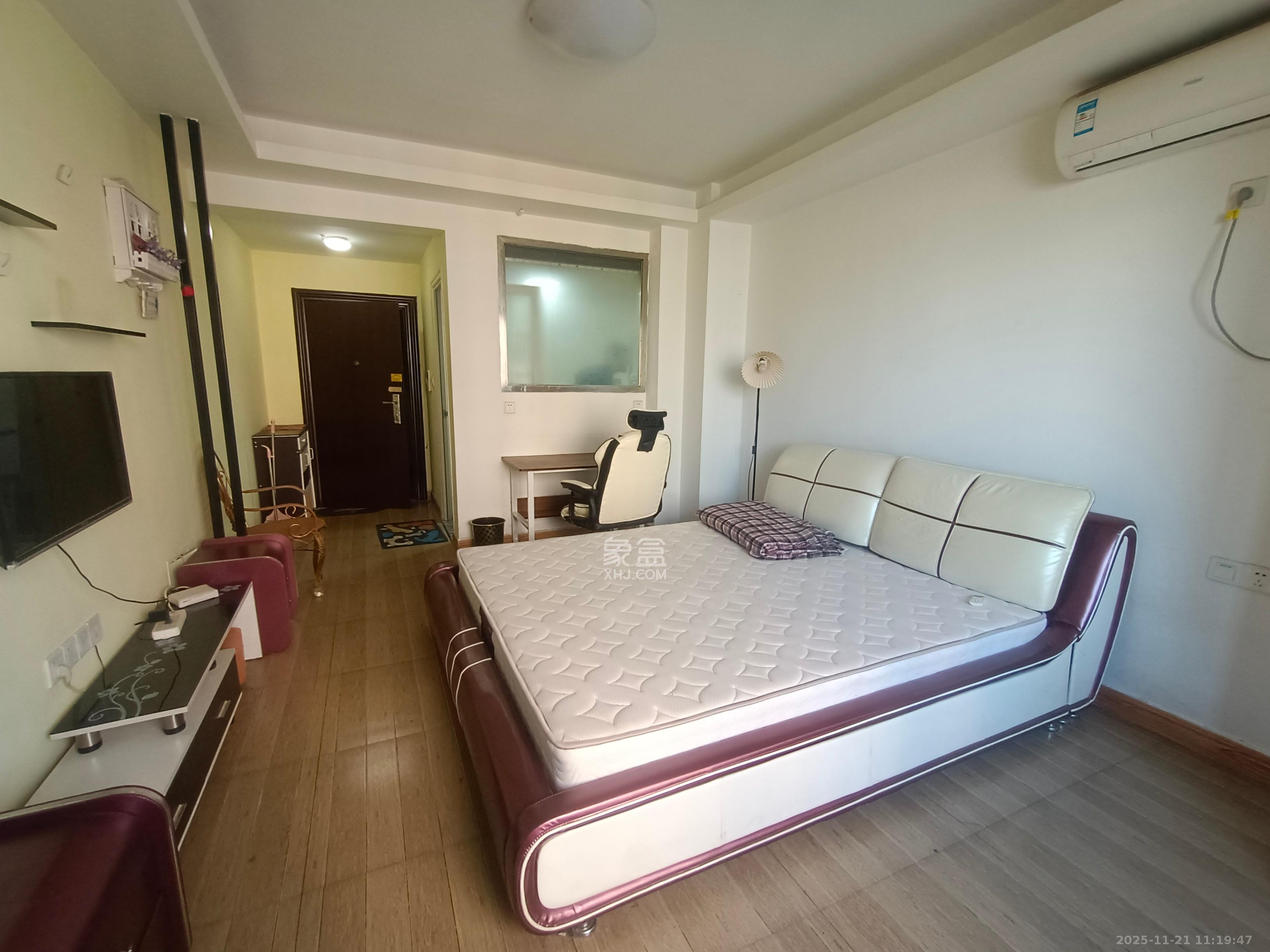 佳兴国际汇  1室1厅1卫    1300.0元/月室内图