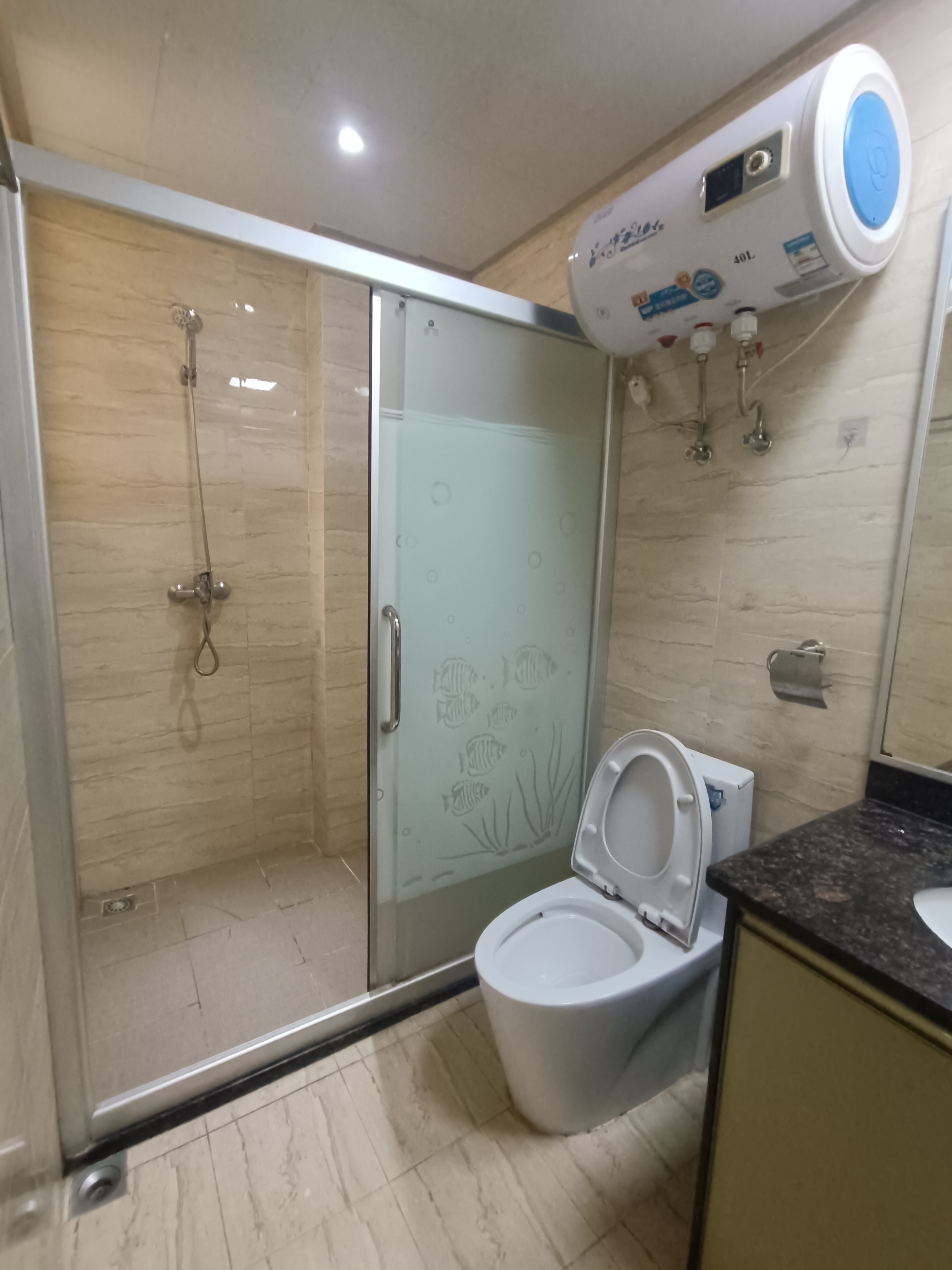 宝泰温泉花园 1室1厅1卫 1500.0元/月 宝泰温泉花园 1室1厅1卫 1500.0元/月室内图