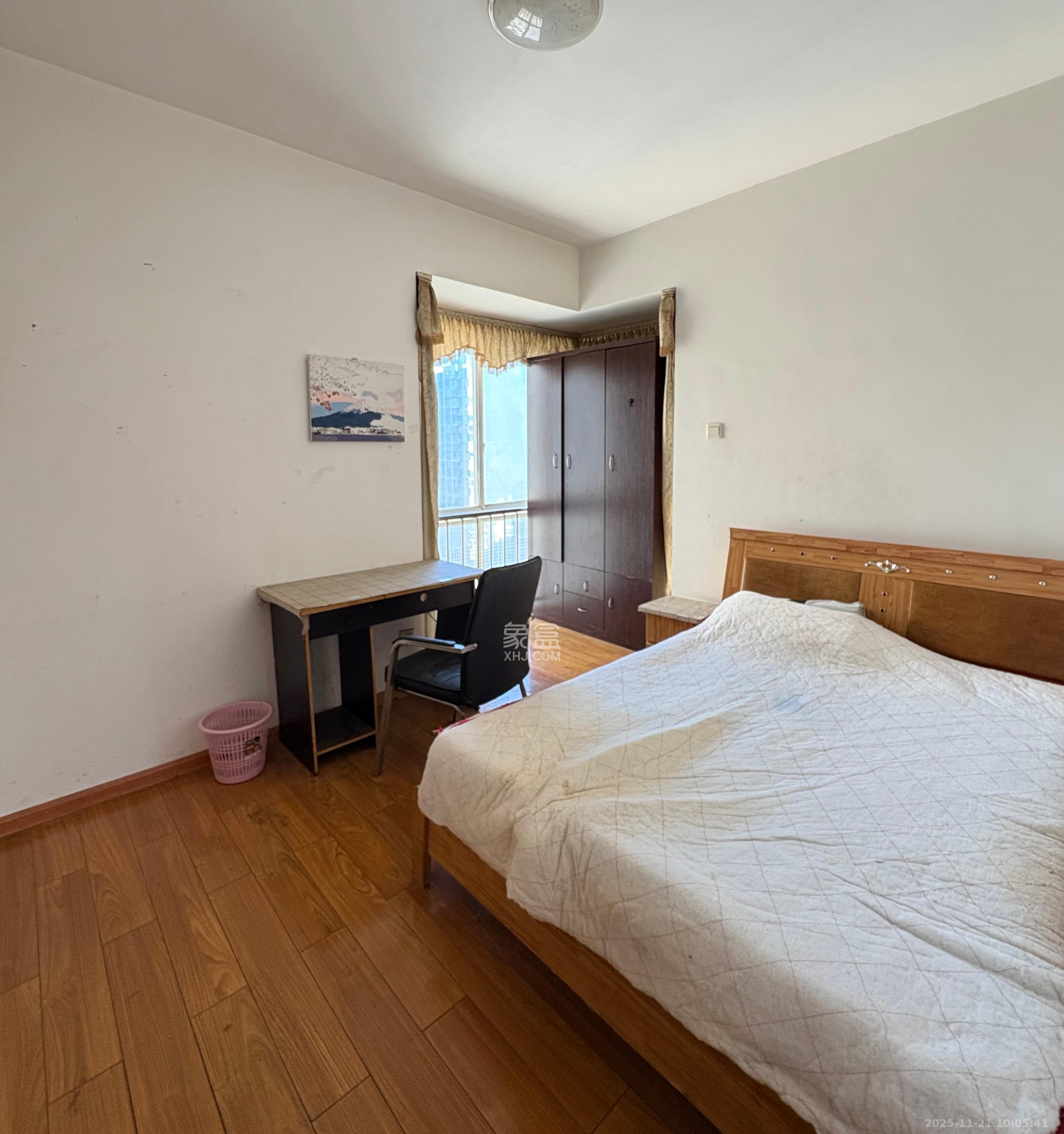 圣力华苑  1室2厅2卫    1650.0元/月室内图