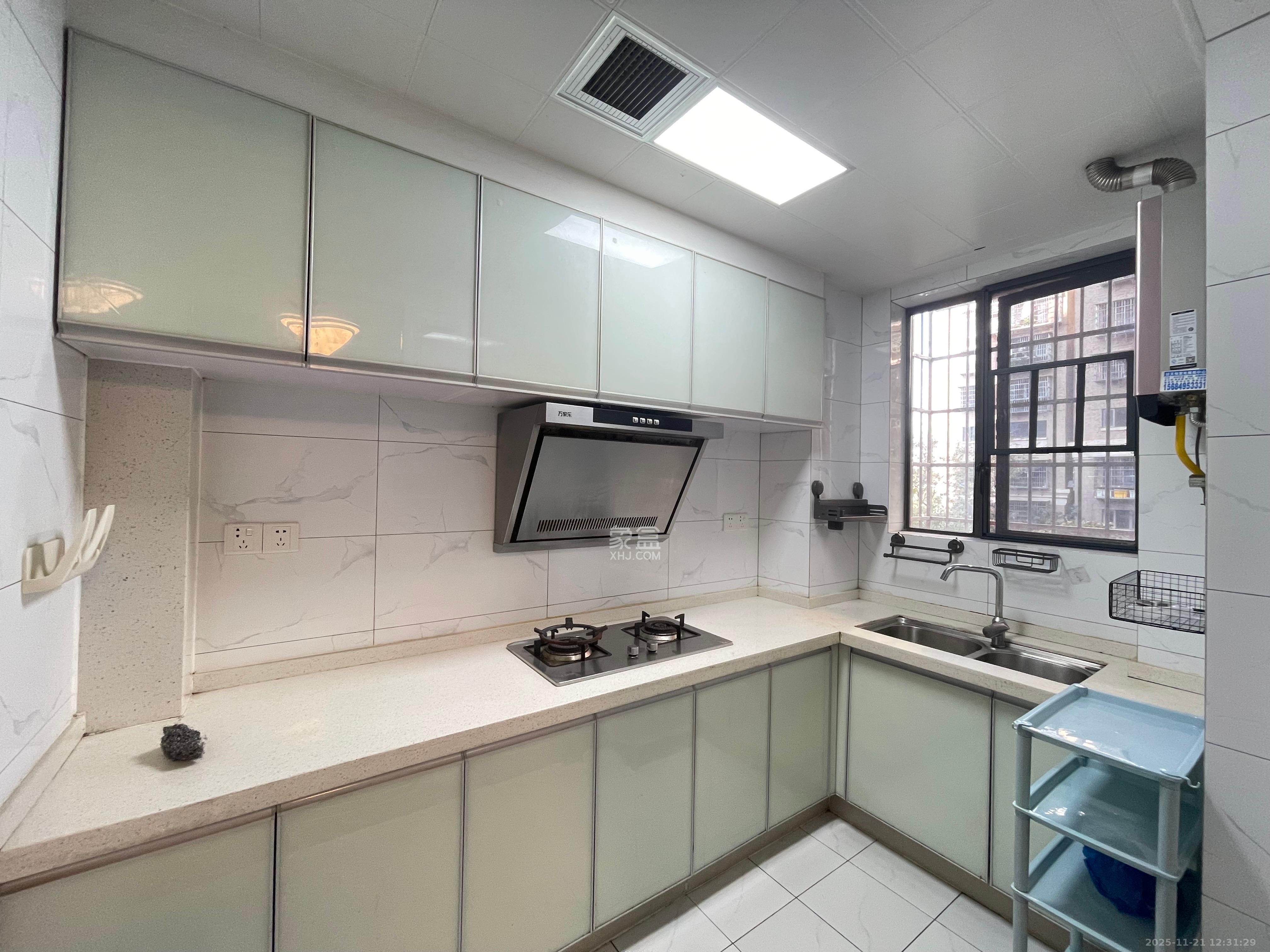 东岸梅园小区  1室0厅0卫    2100.0元/月室内图