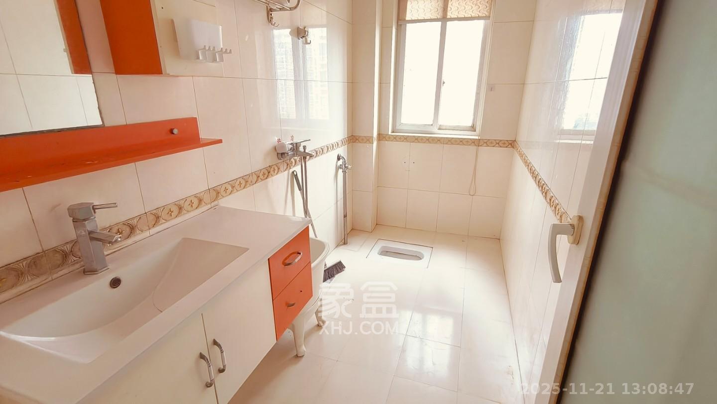 筑梦园 3室2厅2卫 1900.0元/月 筑梦园 3室2厅2卫 1900.0元/月室内图