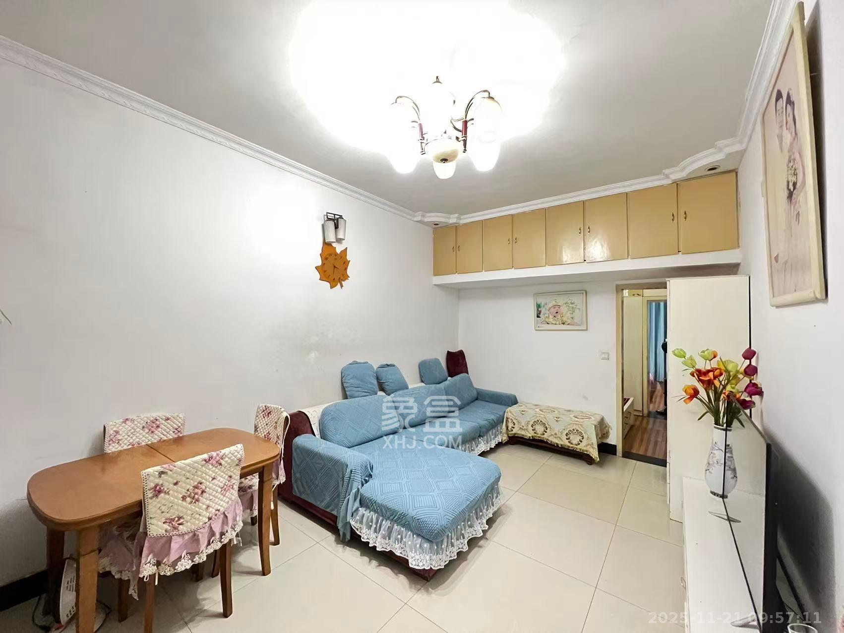 湖橡宿舍/湖橡小区  1室1厅1卫    1450.0元/月室内图