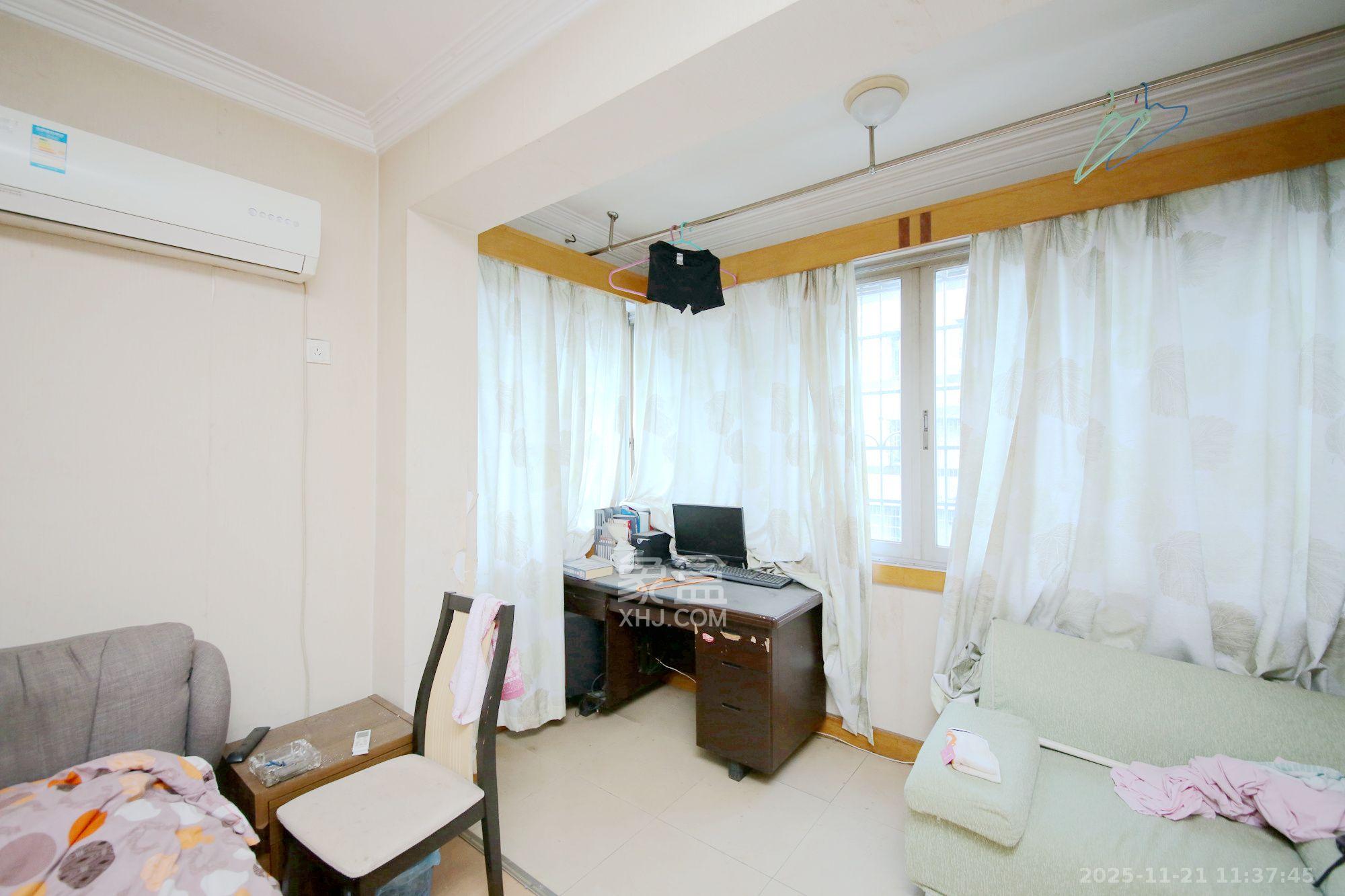 铭园小区  5室2厅3卫    4500.0元/月室内图