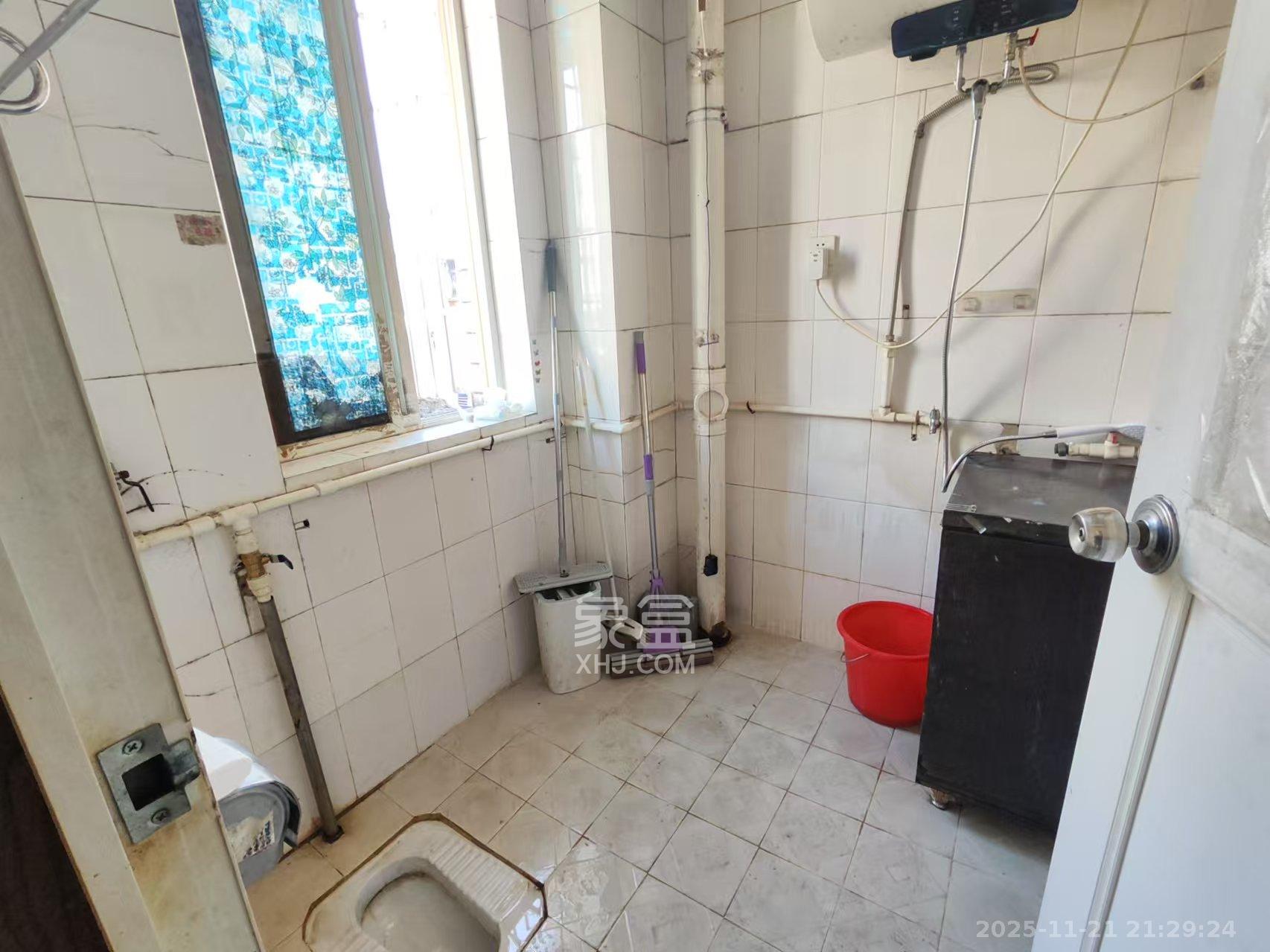 长鑫美树园  3室1厅1卫    1800.0元/月室内图