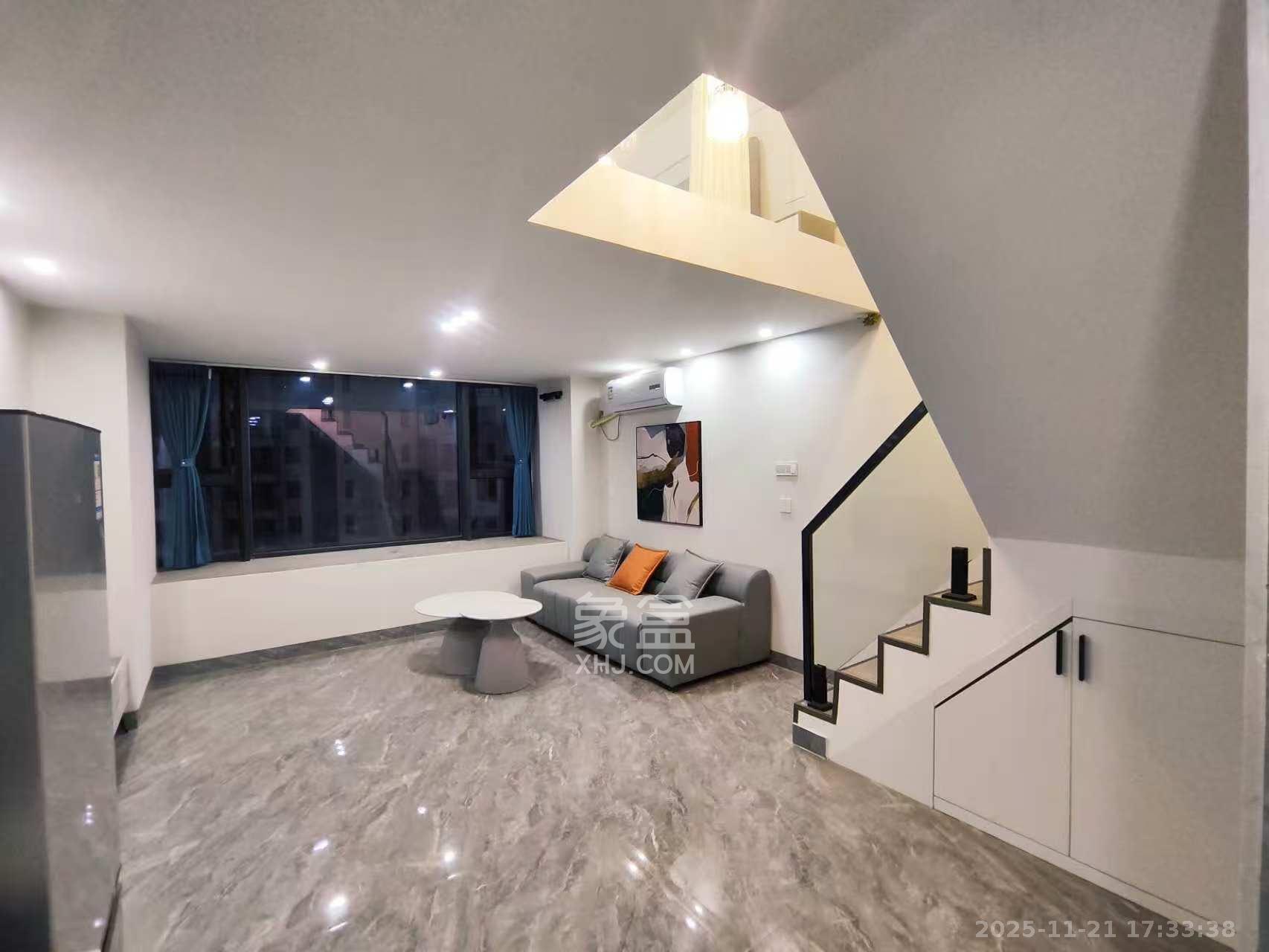 长燃润和天地（长润小区印湘江）  2室2厅1卫    1900.0元/月室内图