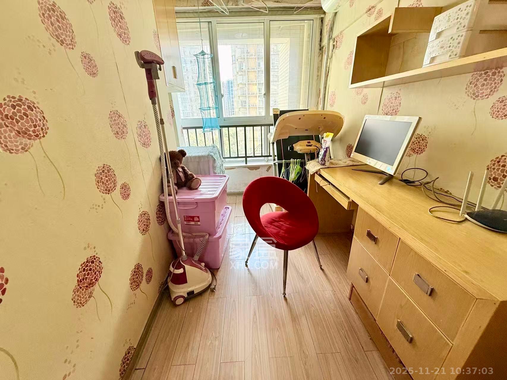 月湖兰庭  1室1厅1卫    1700.0元/月室内图