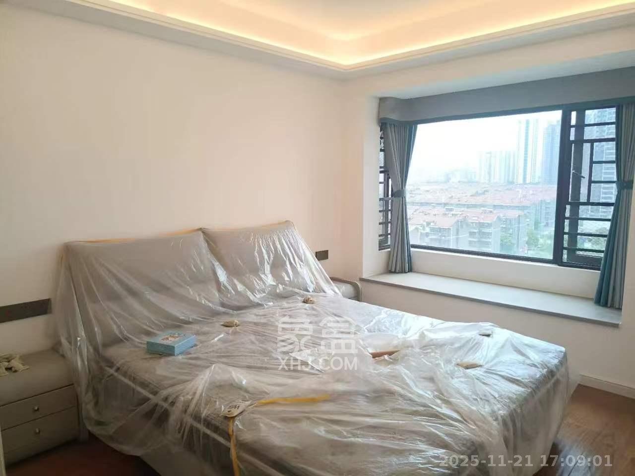 万科金色梦想A区  4室2厅2卫    4000.0元/月室内图