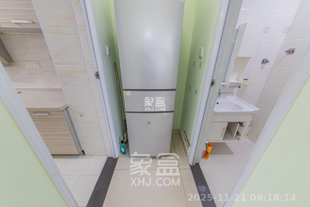 北辰中央公园B区  1室1厅1卫    1500.0元/月室内图