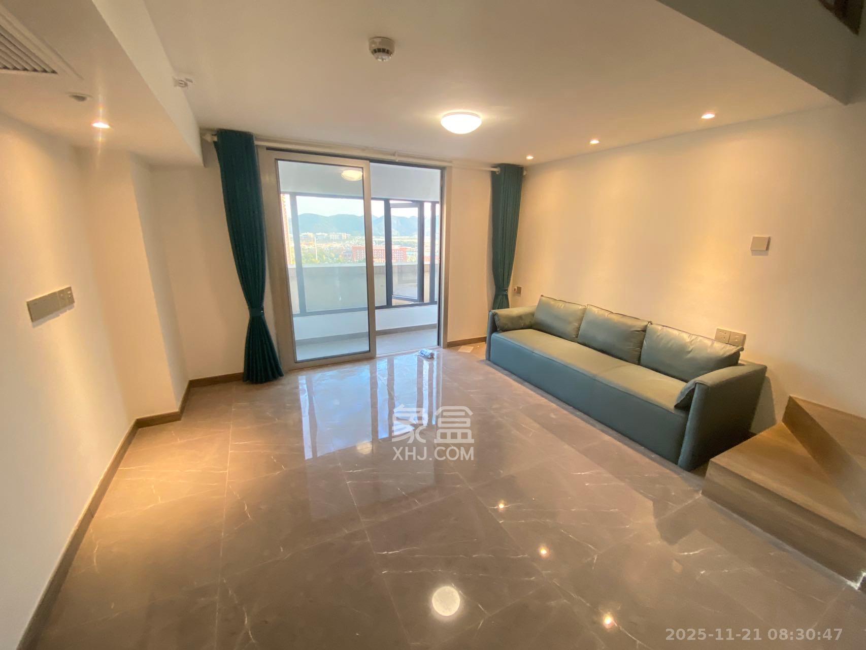 梦想新天地  2室1厅1卫    2100.0元/月室内图