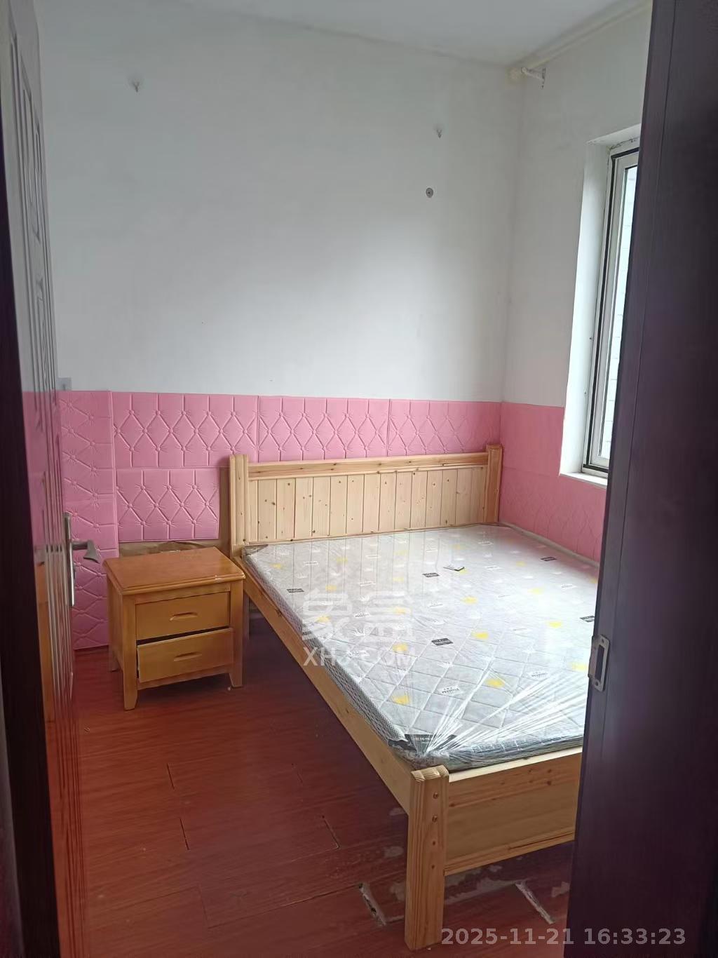 金谷大厦(桐梓坡西路) 1室2厅1卫 1400.0元/月 金谷大厦(桐梓坡西路) 1室2厅1卫 1400.0元/月室内图