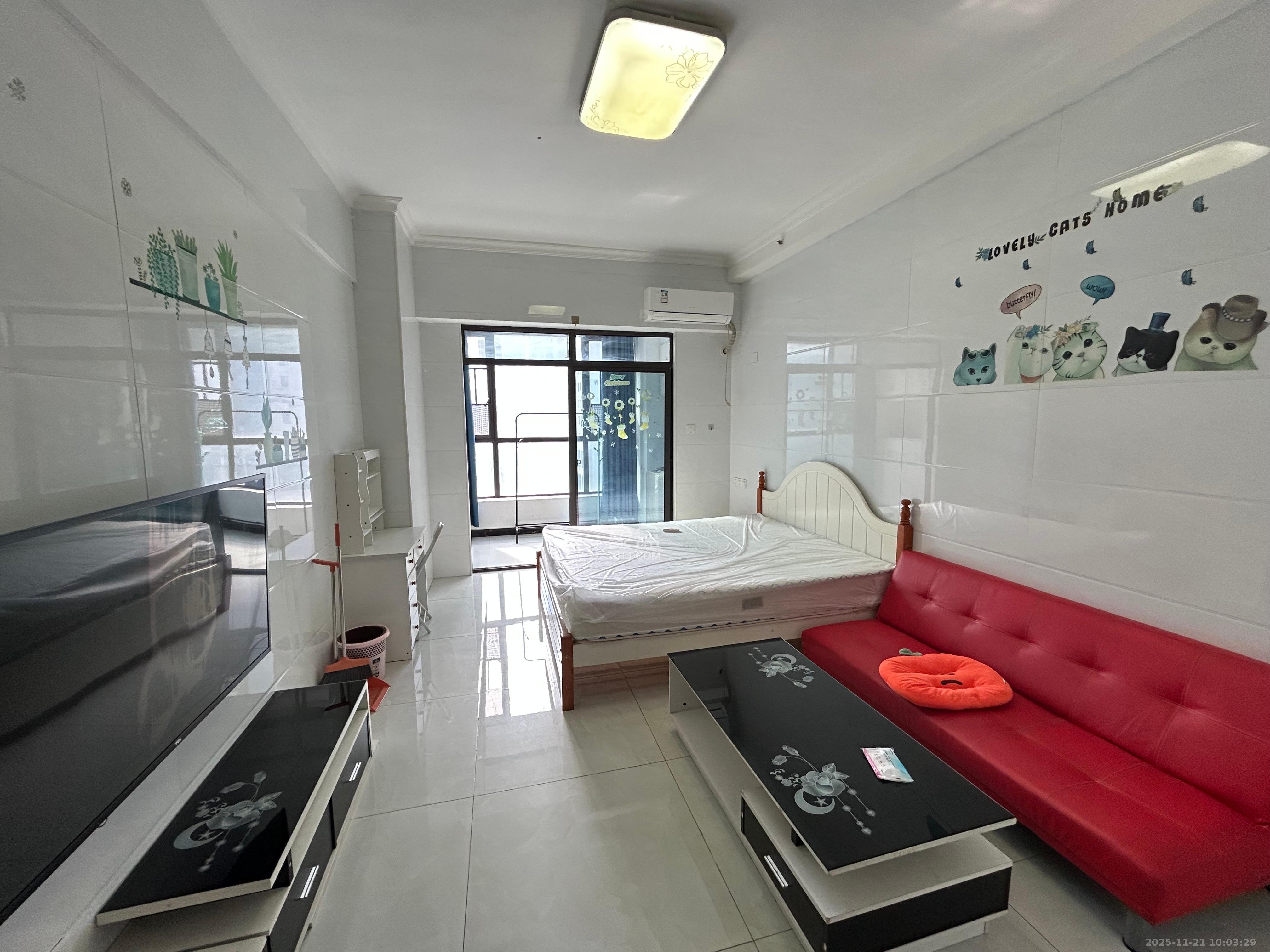 梅溪国际公寓(步步高新天地) 1室1厅1卫 1400.0元/月 梅溪国际公寓(步步高新天地) 1室1厅1卫 1400.0元/月室内图