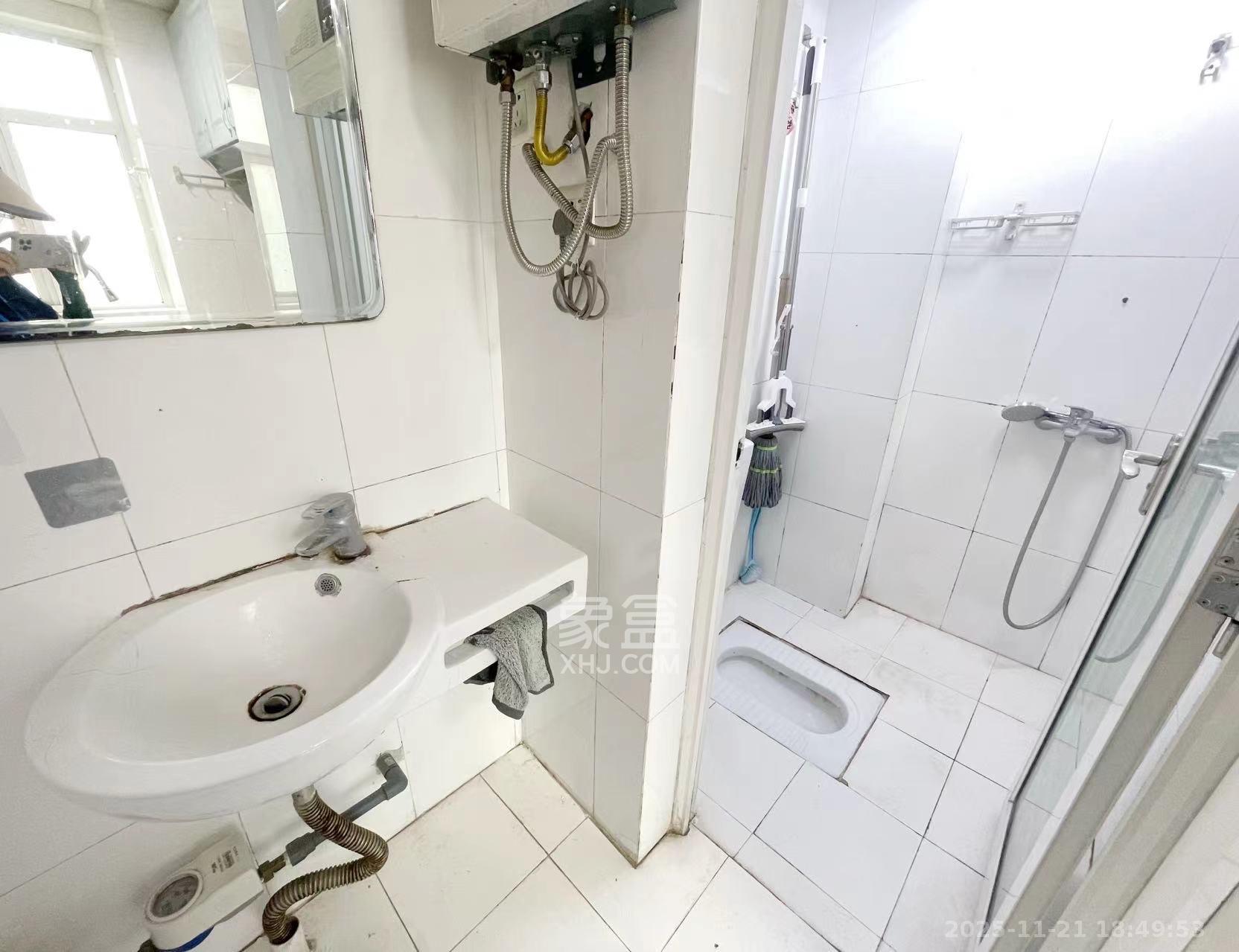 格林星城  1室1厅1卫    2200.0元/月室内图