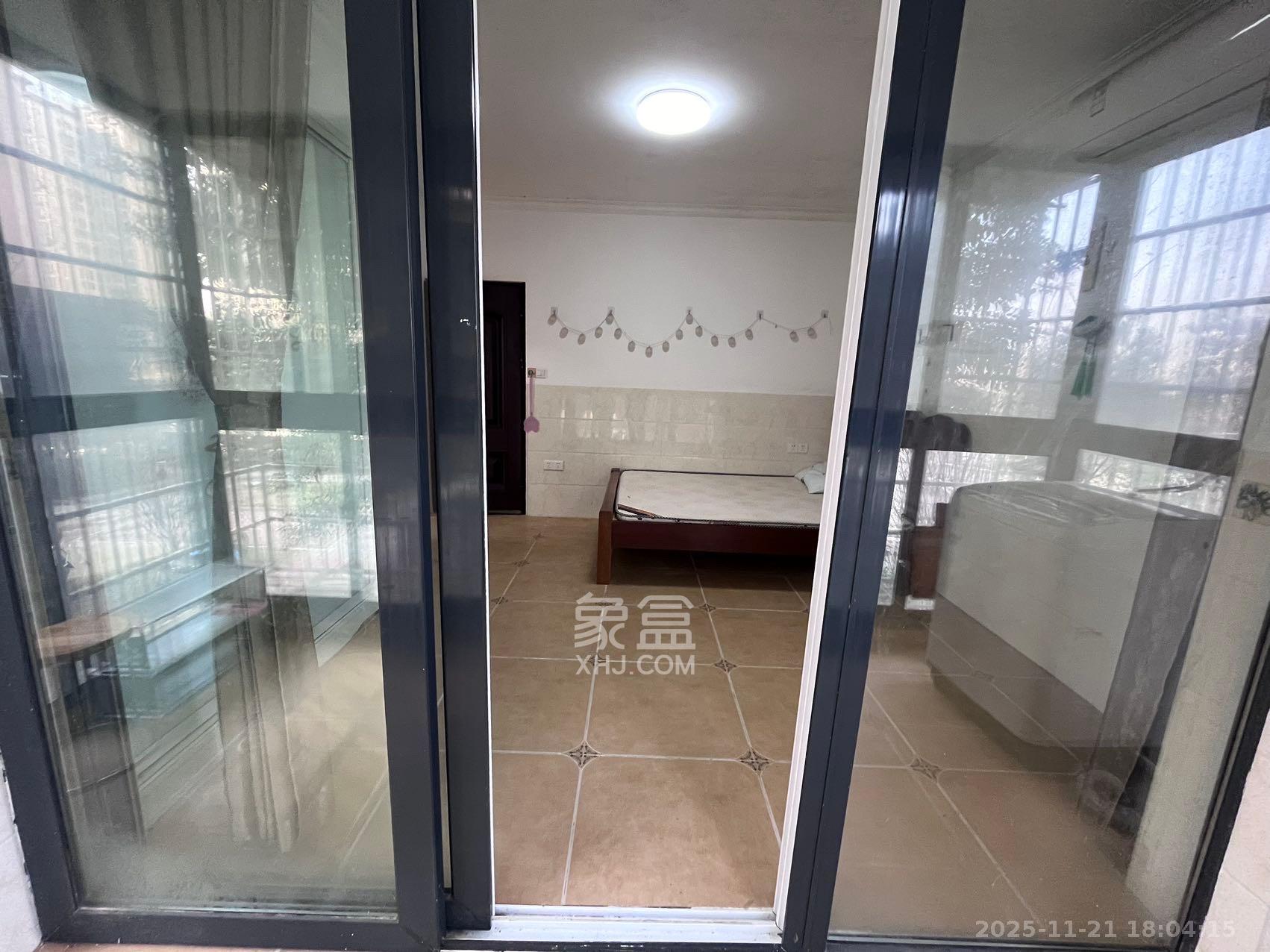 和康园小区  1室0厅1卫    900.0元/月室内图