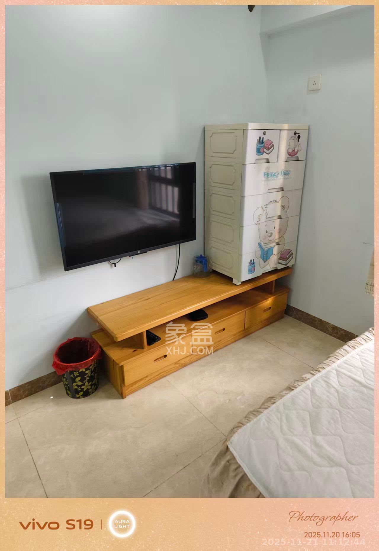 中交里城 1室1厅1卫 1800.0元/月 中交里城 1室1厅1卫 1800.0元/月室内图