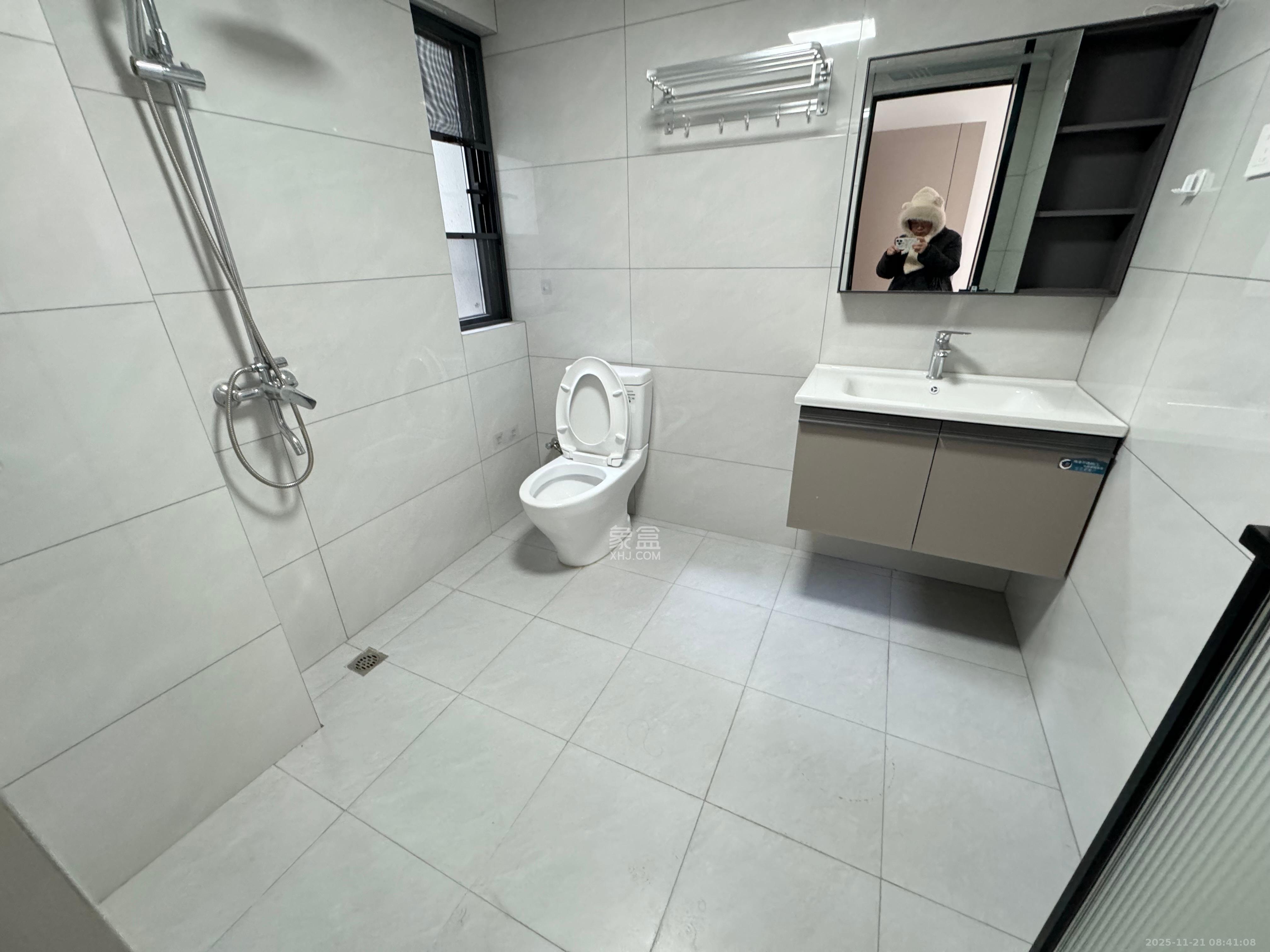 旭日嘉苑 3室2厅2卫 2900.0元/月 旭日嘉苑 3室2厅2卫 2900.0元/月室内图