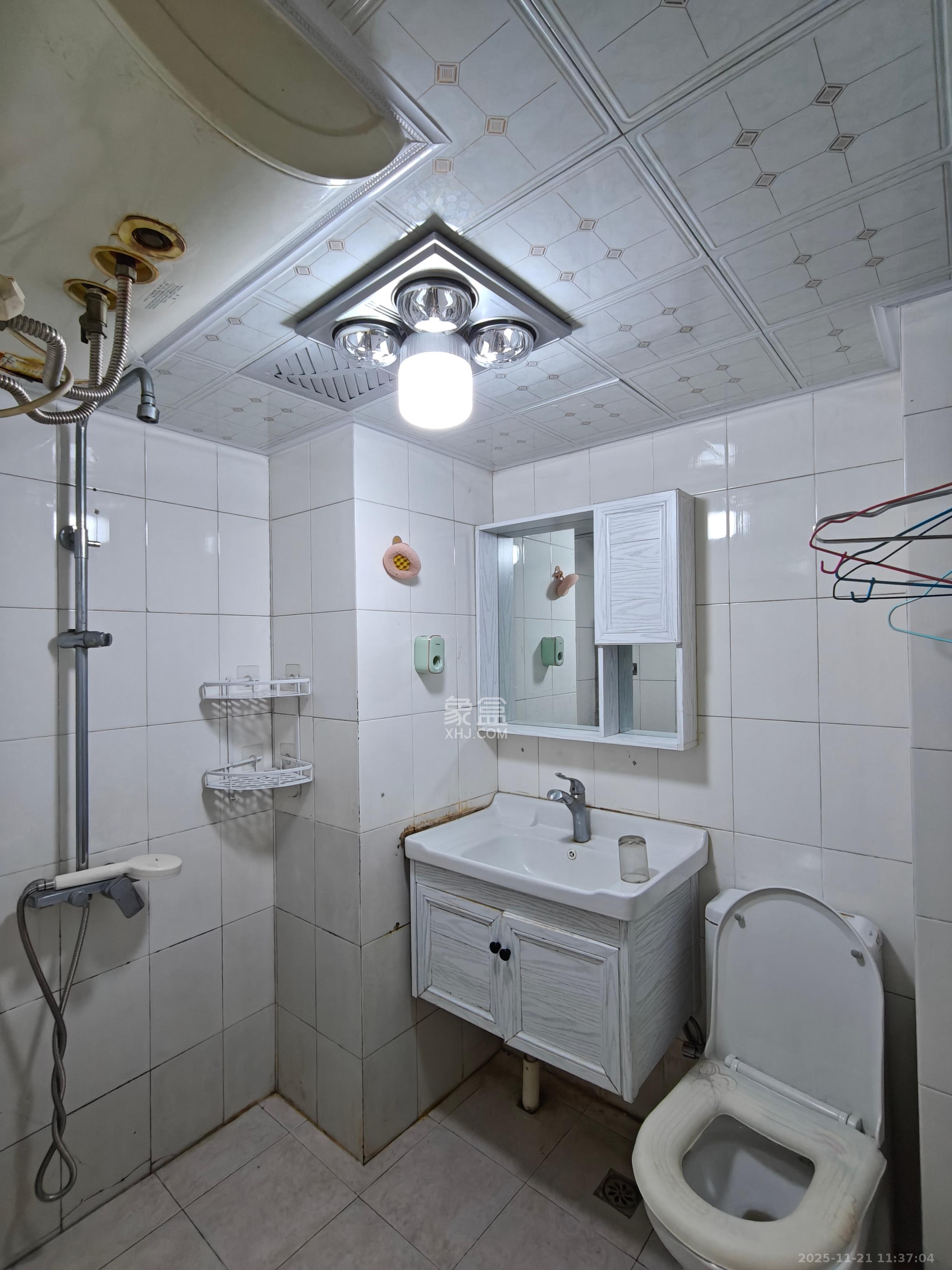 宏景名厦 4室1厅2卫 2880.0元/月 宏景名厦 4室1厅2卫 2880.0元/月室内图