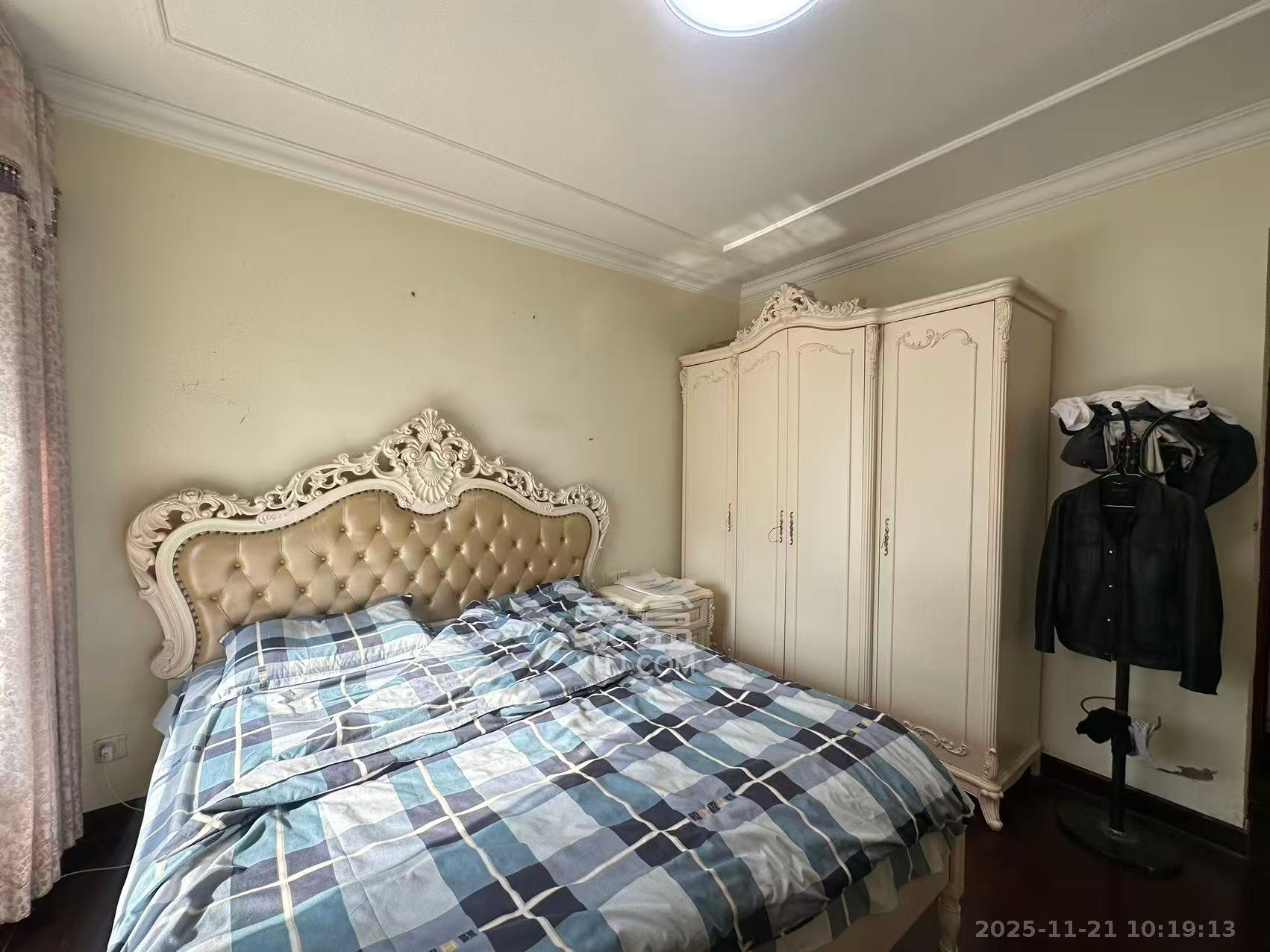 恒大御景湾 3室2厅2卫 3200.0元/月 恒大御景湾 3室2厅2卫 3200.0元/月室内图