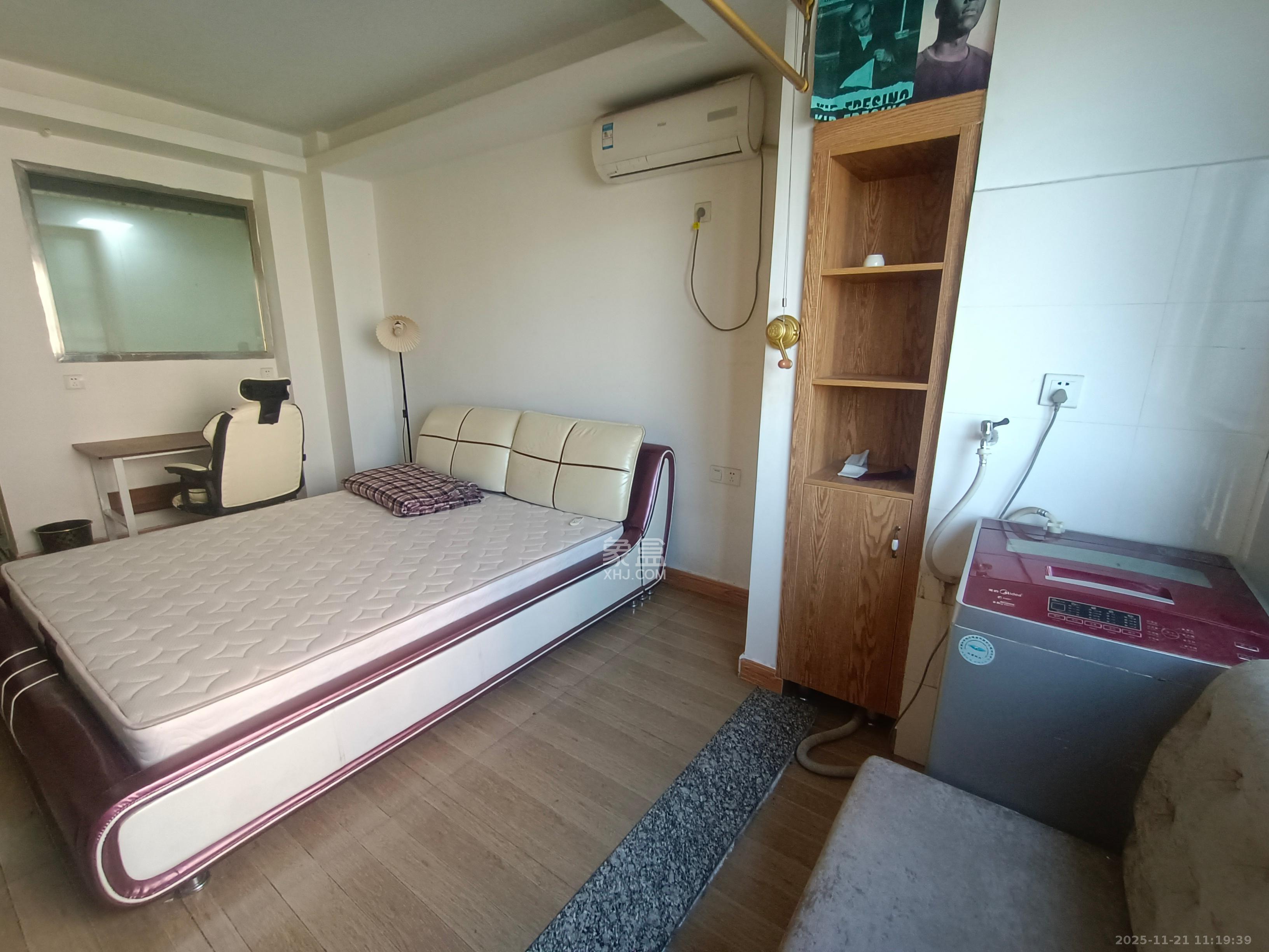 佳兴国际汇  1室1厅1卫    1300.0元/月室内图