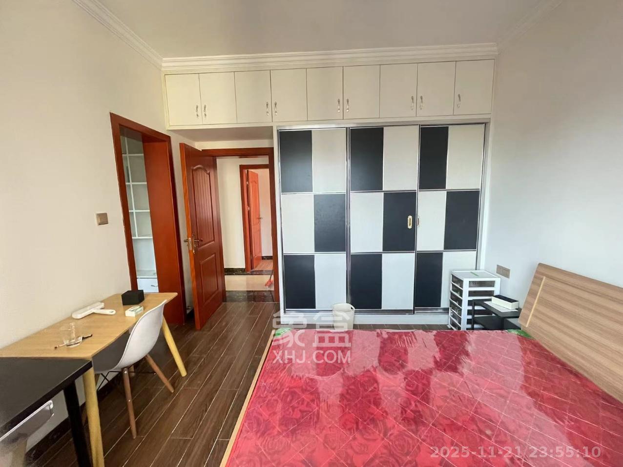 润芳园  1室2厅1卫    1800.0元/月室内图