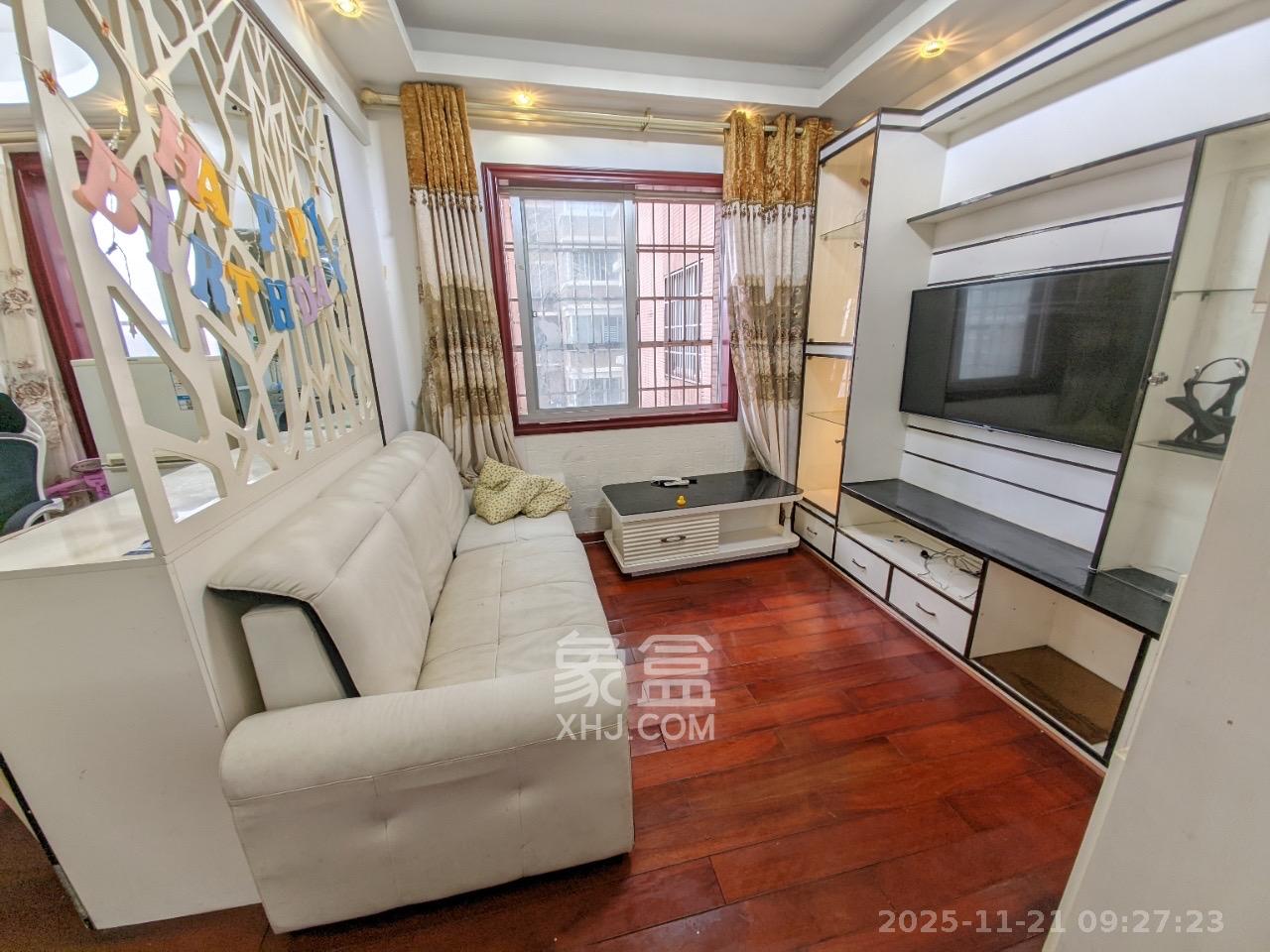 上河国际B座  1室1厅1卫    1500.0元/月室内图1