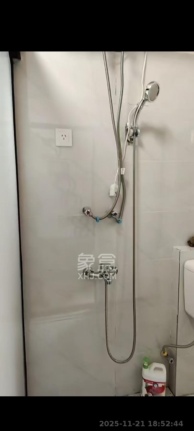 人造板厂宿舍(新河北堤1号) 1室0厅0卫 800.0元/月 人造板厂宿舍(新河北堤1号) 1室0厅0卫 800.0元/月室内图