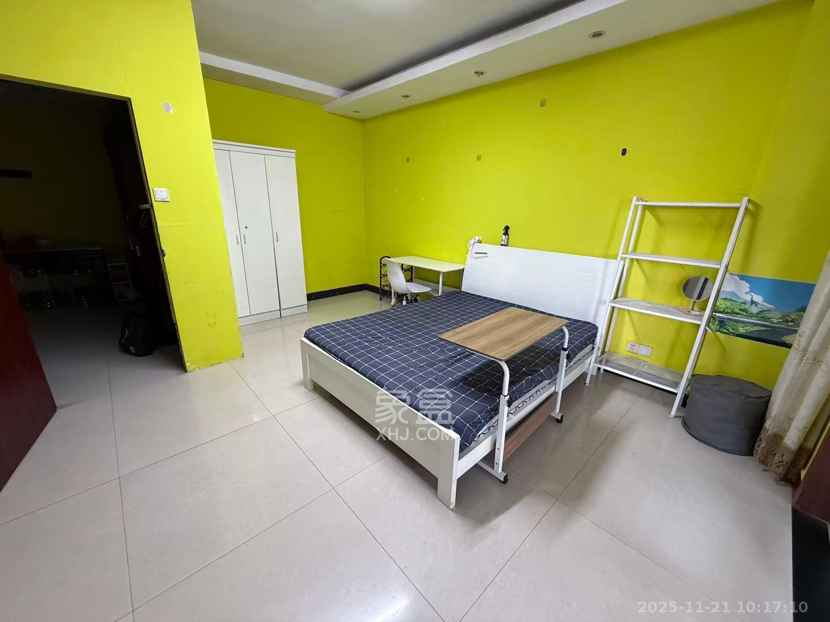 浏阳河畔家园  1室2厅1卫    800.0元/月室内图