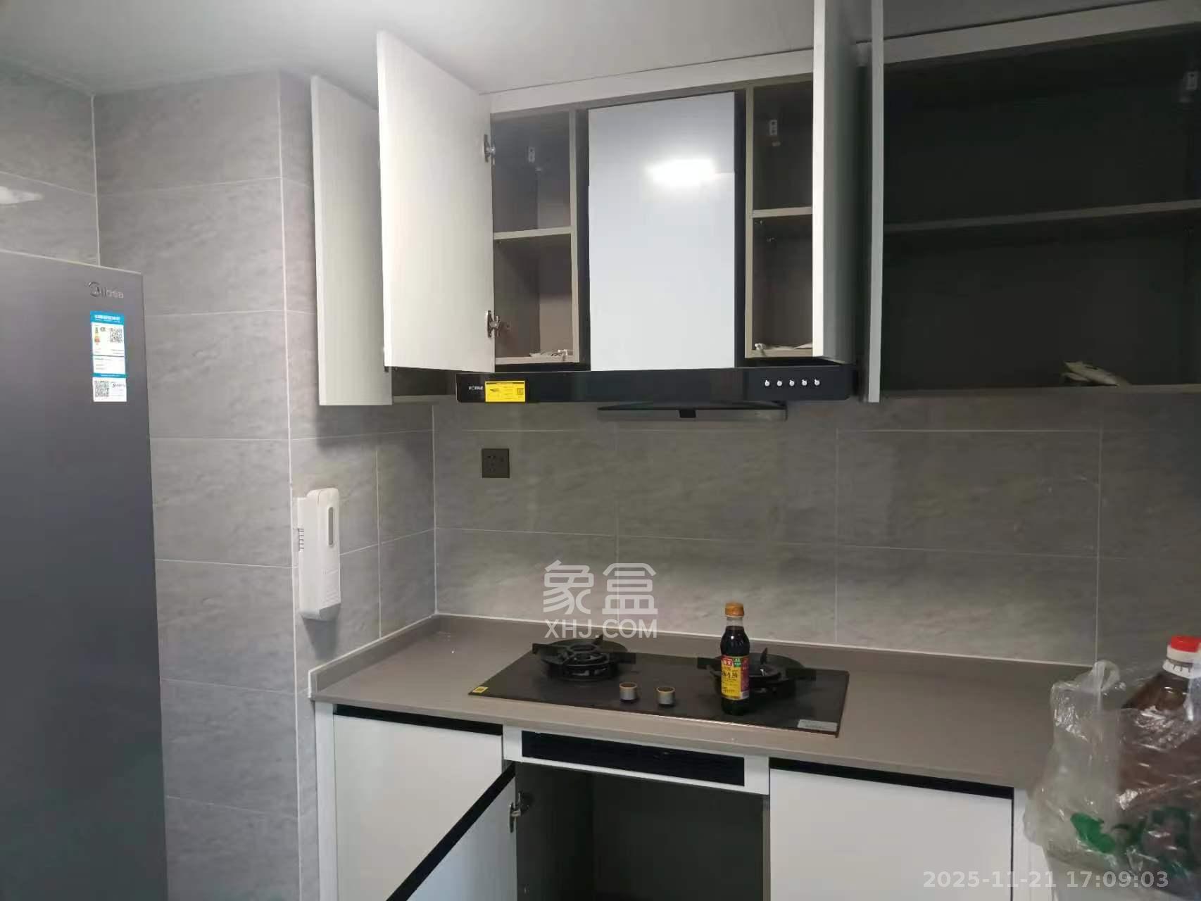 万科金色梦想A区 4室2厅2卫 4000.0元/月 万科金色梦想A区 4室2厅2卫 4000.0元/月室内图