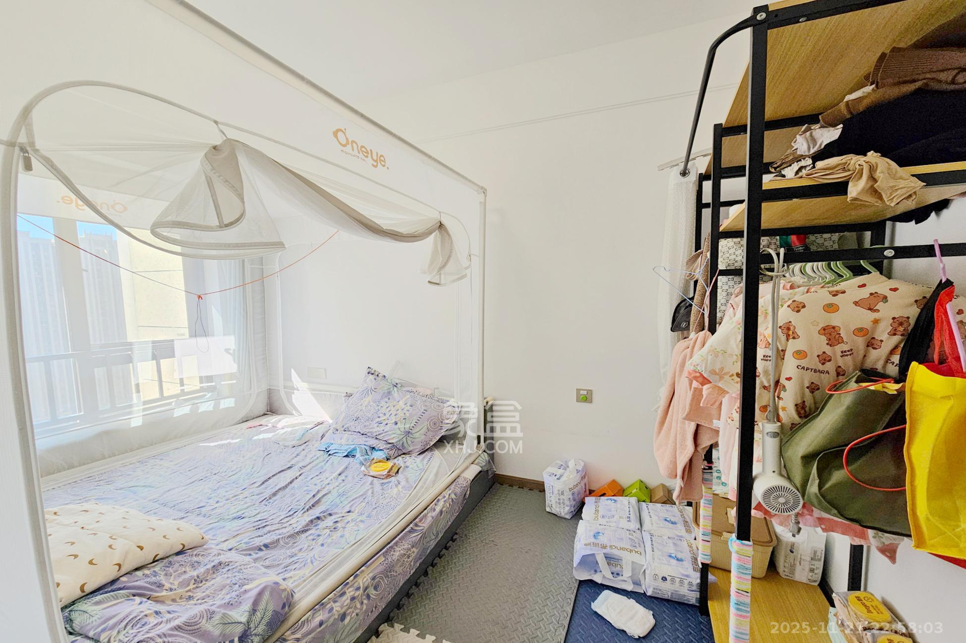 阳光城尚东湾青柠园 3室2厅2卫 105.0万 阳光城尚东湾青柠园 3室2厅2卫 105.0万卧室