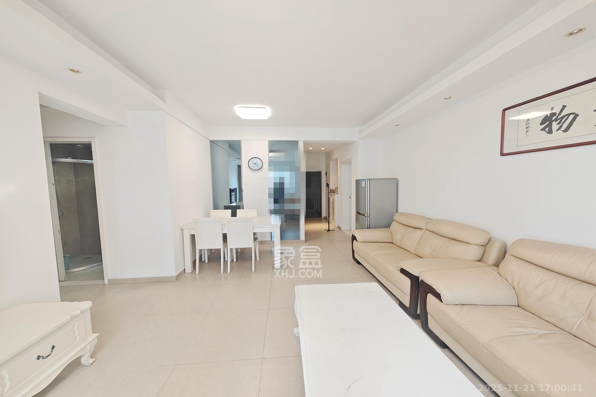 佳天瑞宁花园 2室2厅1卫 76.8万 佳天瑞宁花园 2室2厅1卫 76.8万客厅