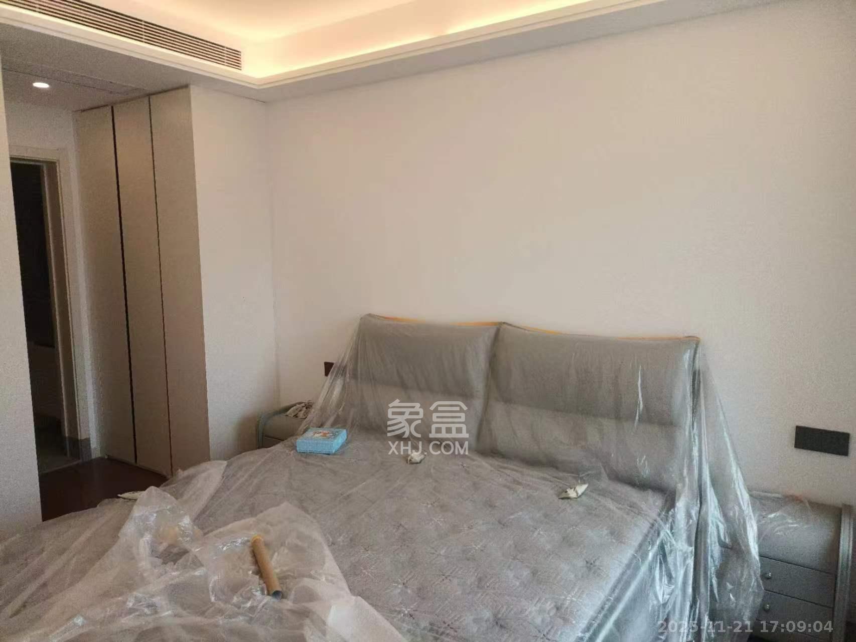 万科金色梦想A区  4室2厅2卫    4000.0元/月室内图