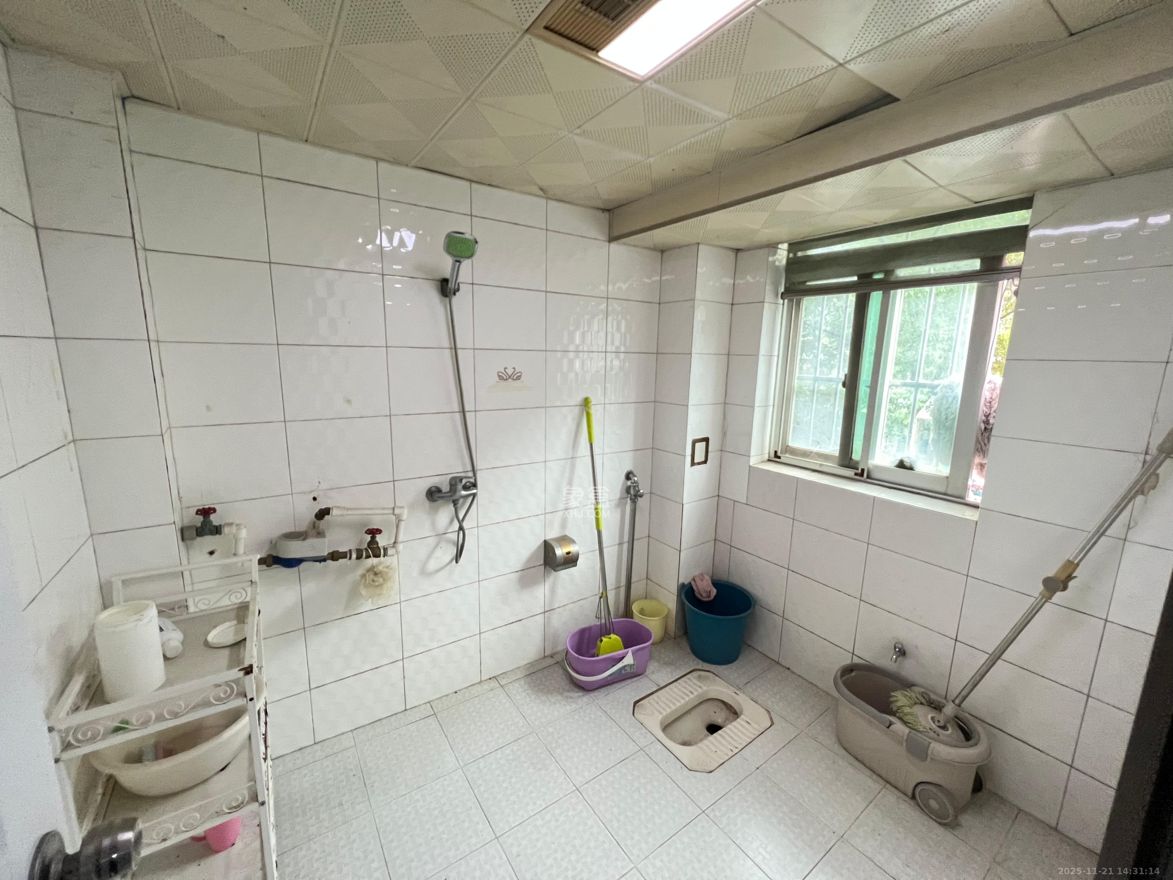 德政园 4室2厅2卫 3800.0元/月 德政园 4室2厅2卫 3800.0元/月室内图