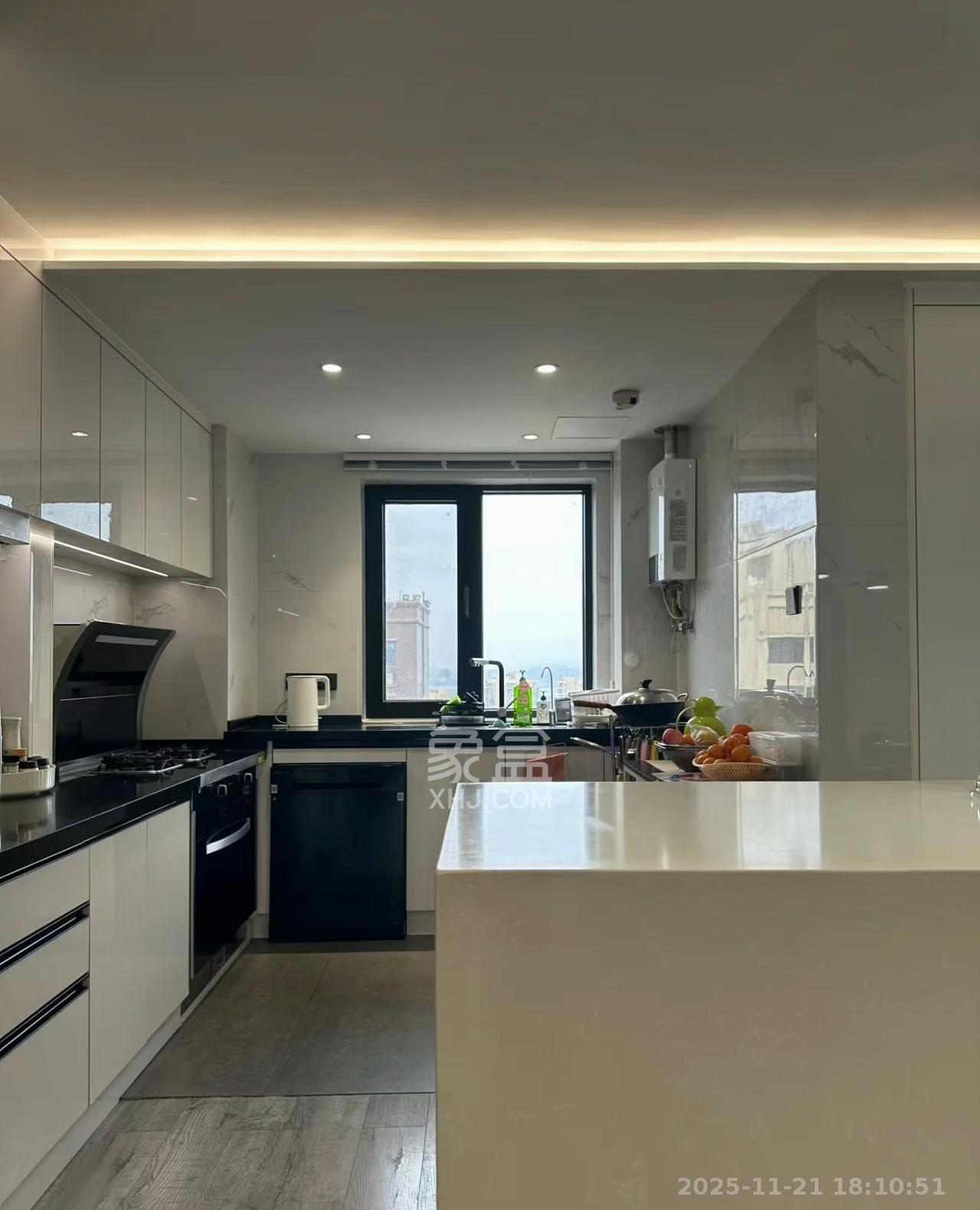 光明E城 1室1厅1卫 4500.0元/月 光明E城 1室1厅1卫 4500.0元/月室内图