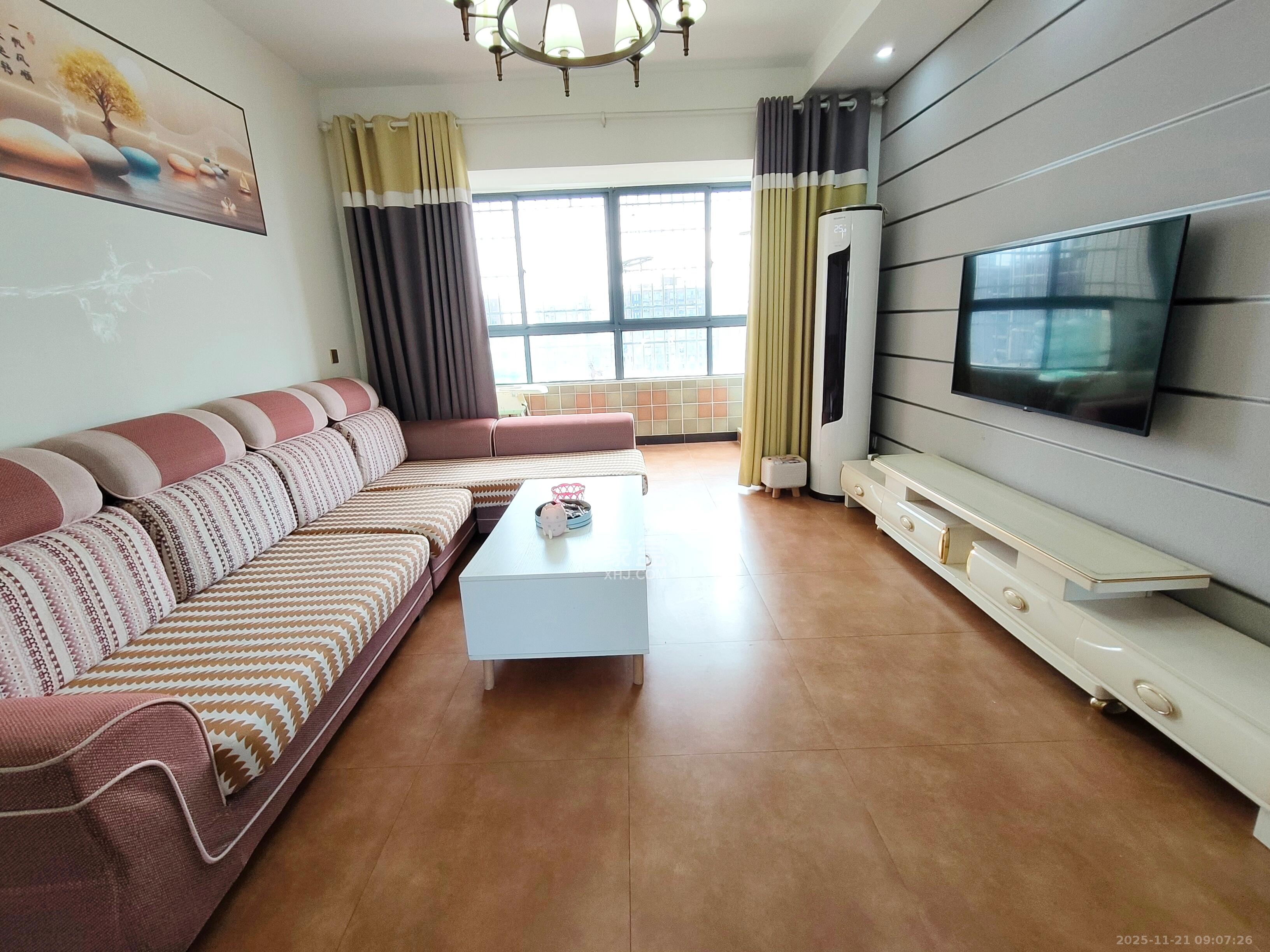 中国铁建国际城二期 3室2厅1卫 2100.0元/月 中国铁建国际城二期 3室2厅1卫 2100.0元/月户型图