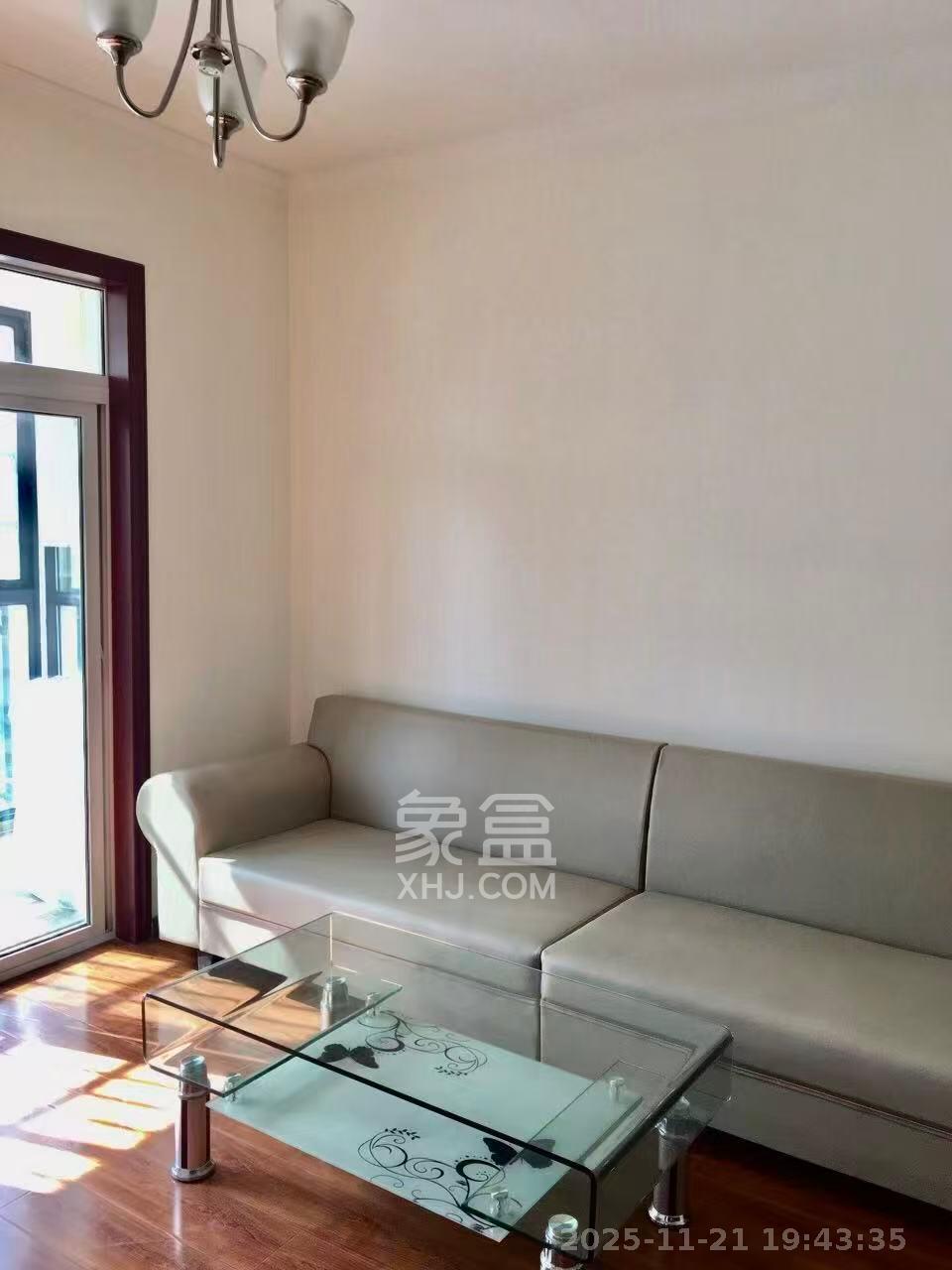 山水新城 2室1厅1卫 1700.0元/月 山水新城 2室1厅1卫 1700.0元/月室内图