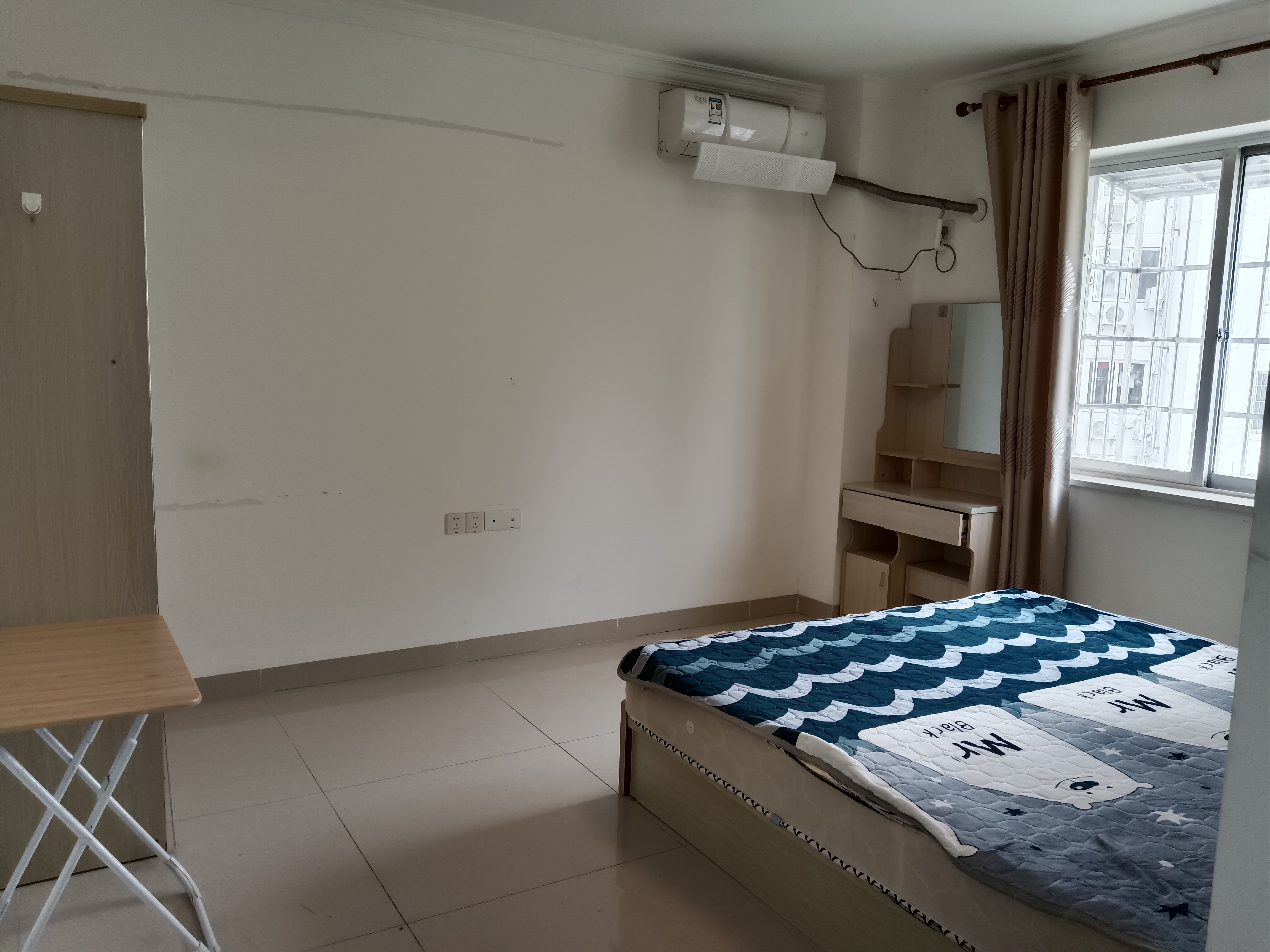 新宏基大厦 4室2厅2卫 3700.0元/月 新宏基大厦 4室2厅2卫 3700.0元/月室内图