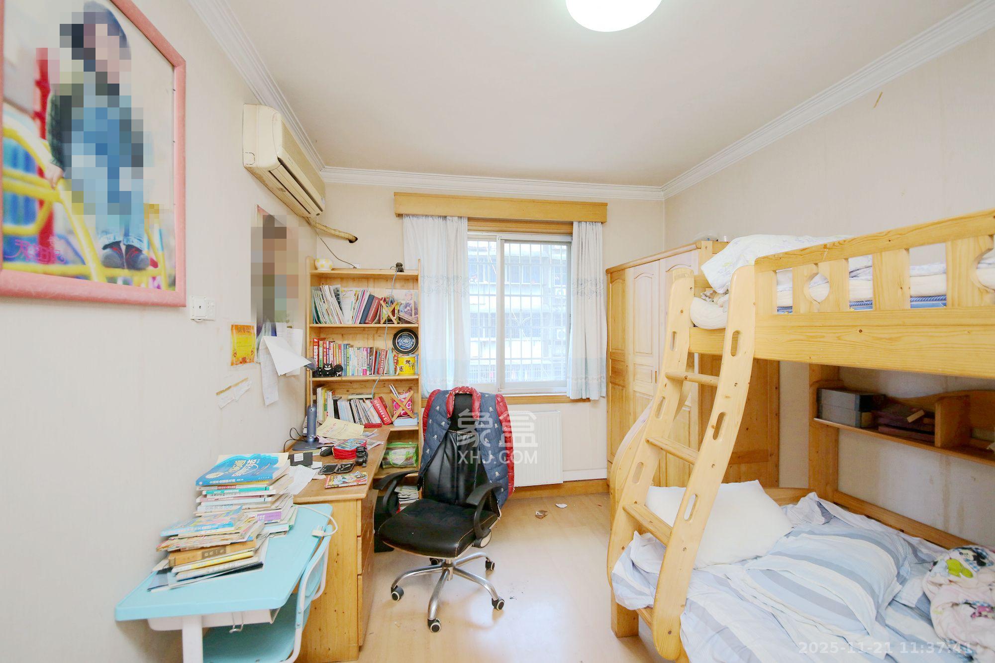 铭园小区  5室2厅3卫    4500.0元/月室内图