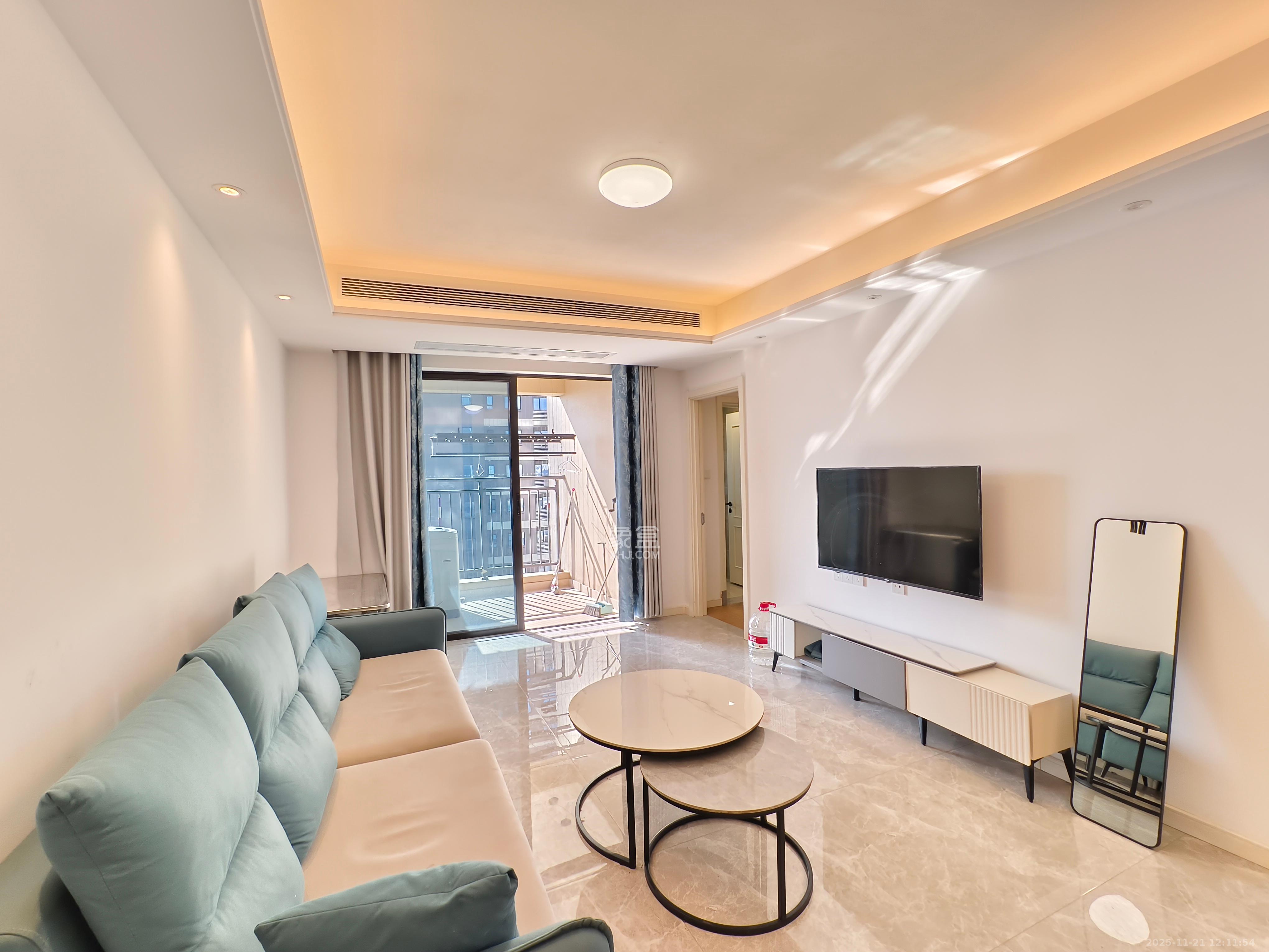 万科金色梦想D区  3室2厅1卫    3300.0元/月室内图