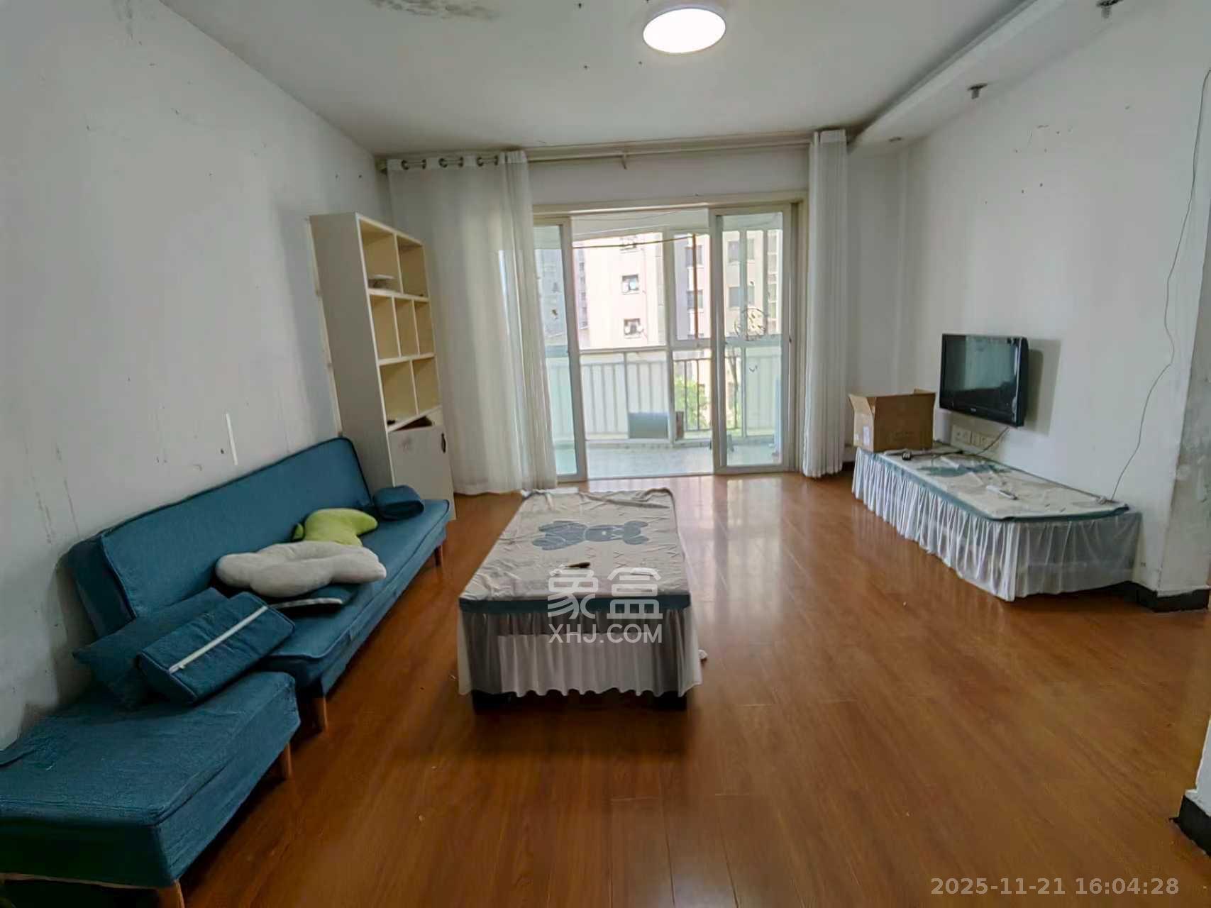 世景华庭  2室2厅1卫    1500.0元/月室内图