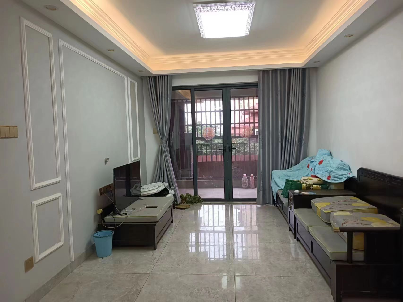 南海幸福汇 2室2厅1卫 1400.0元/月 南海幸福汇 2室2厅1卫 1400.0元/月室内图