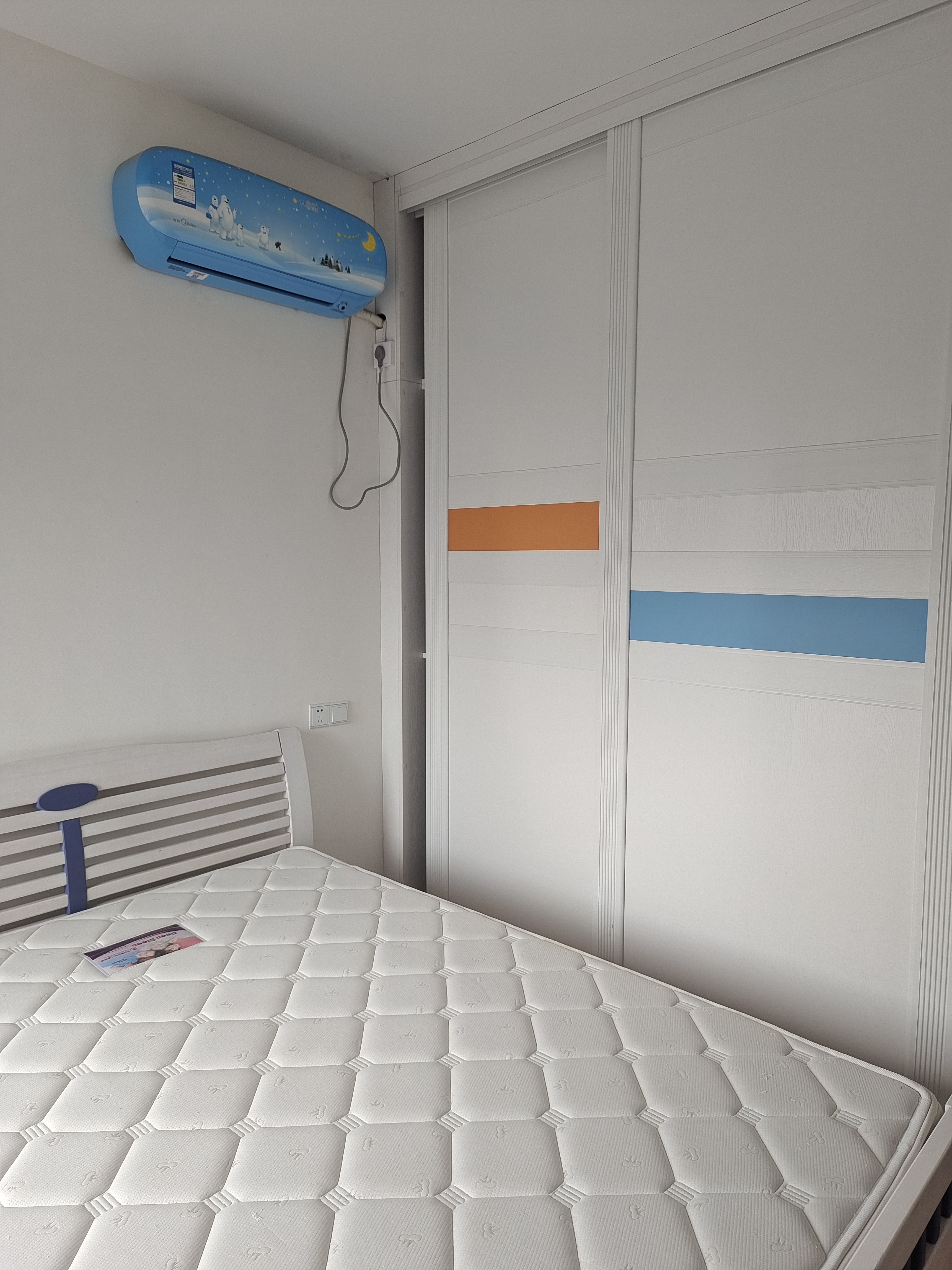 颐养公社阳光城 3室2厅2卫 2800.0元/月 颐养公社阳光城 3室2厅2卫 2800.0元/月室内图