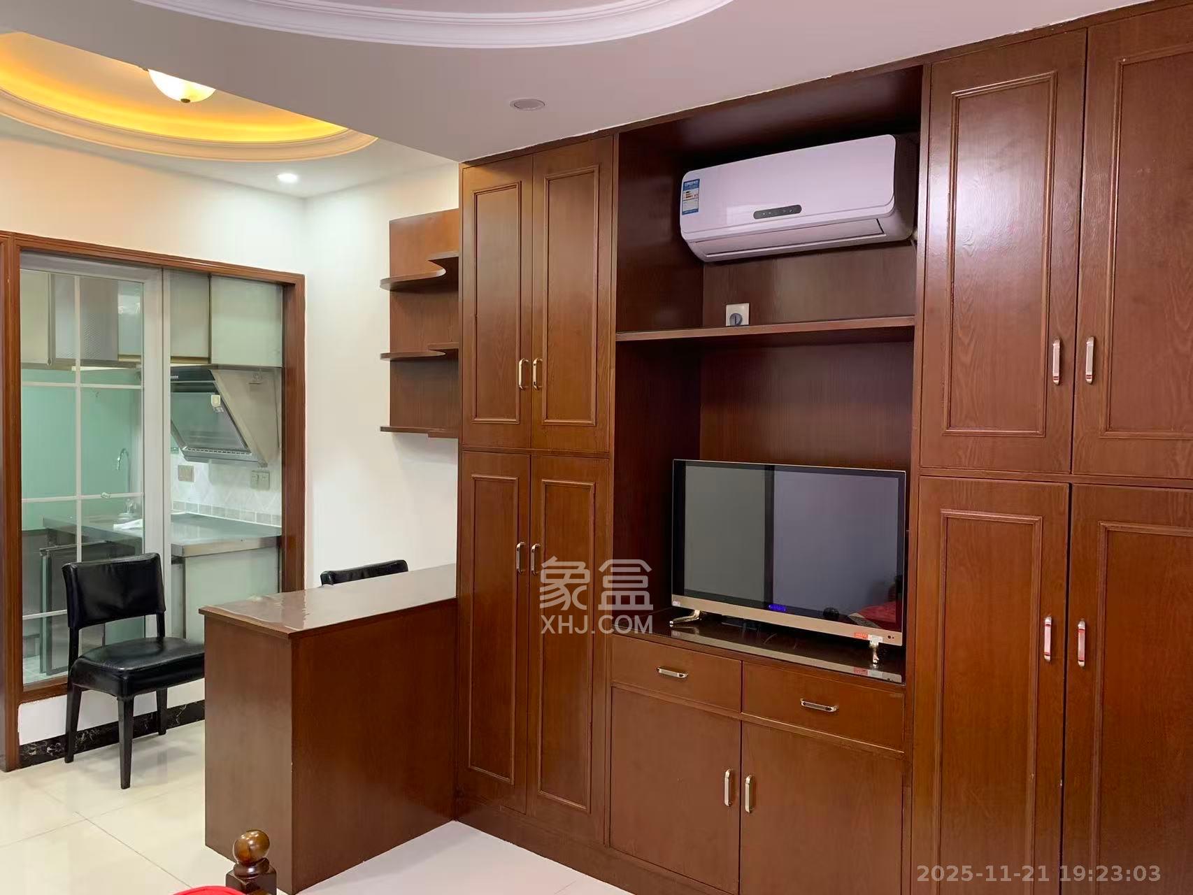 岳北和苑  1室1厅1卫    1400.0元/月室内图