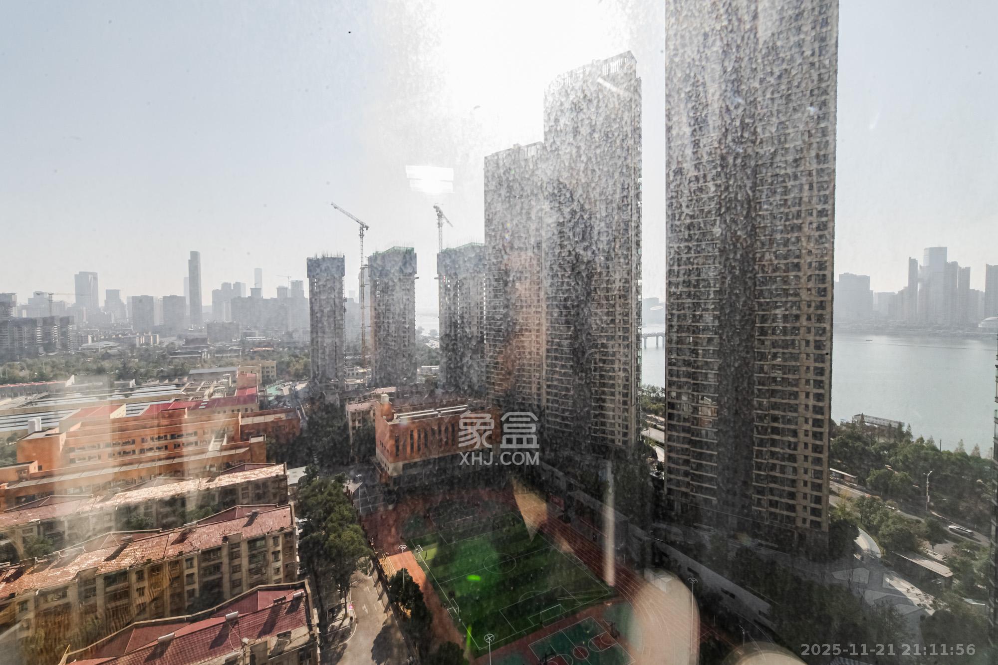 北辰瀚江府  3室2厅2卫    245.0万其他