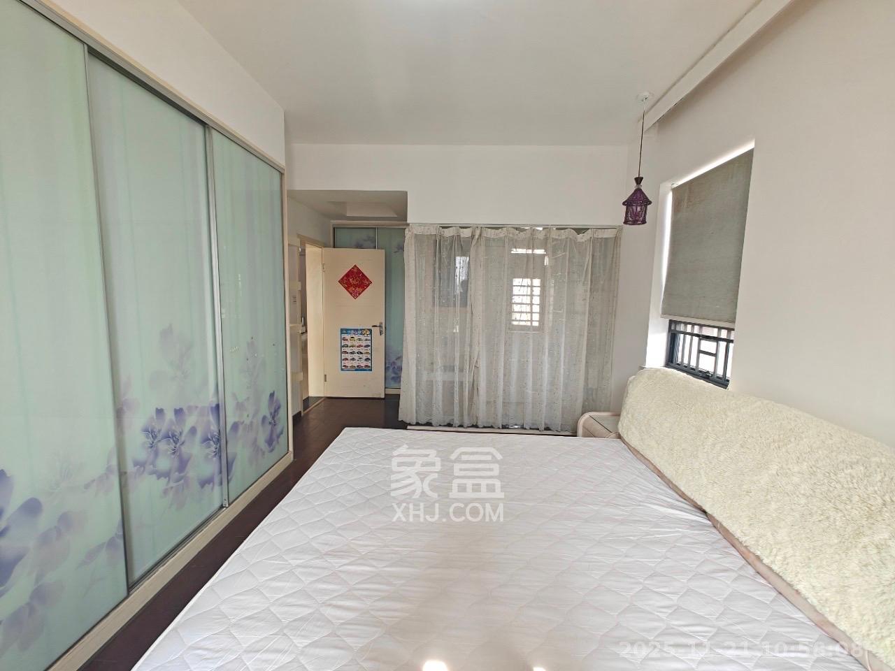 尚东紫郡  3室2厅1卫    2900.0元/月室内图