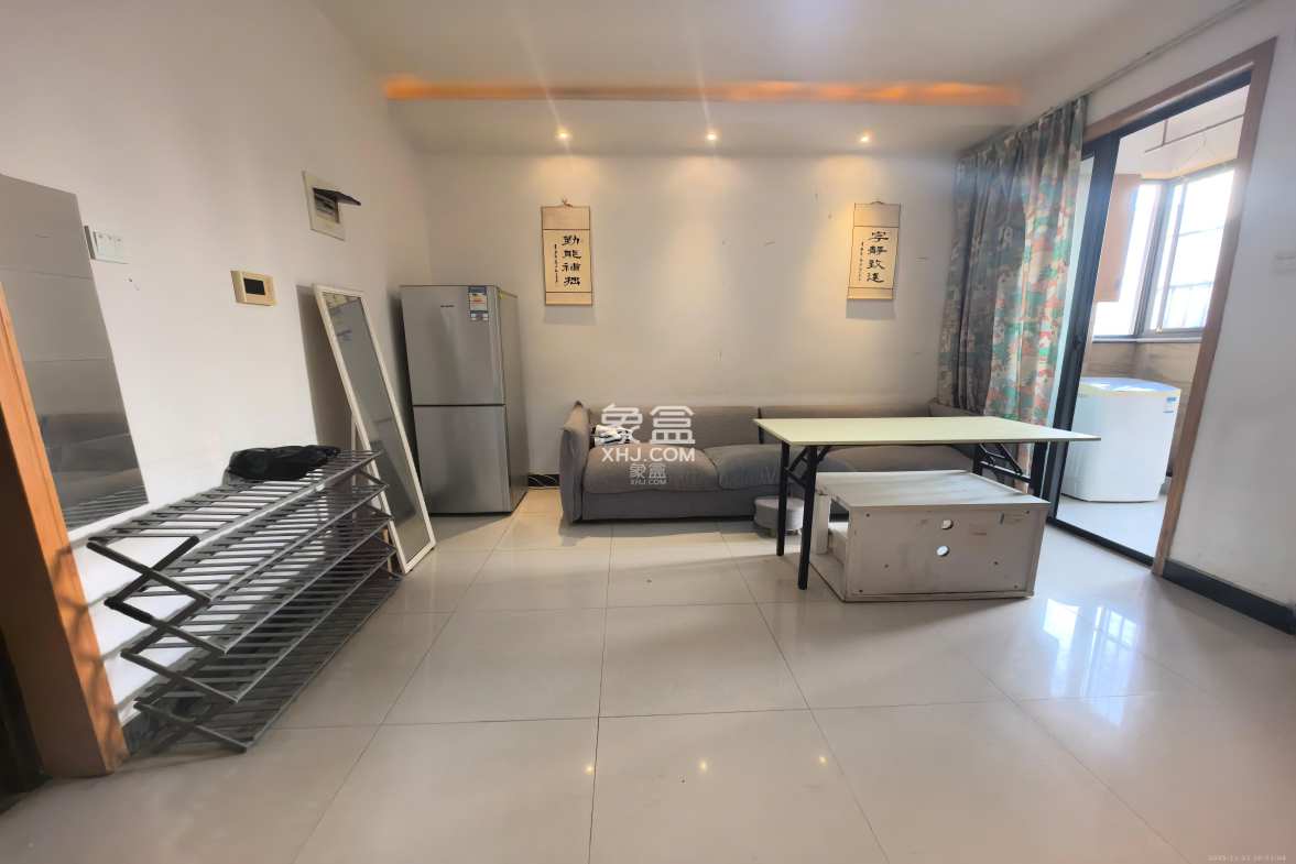 锦绣世纪 1室1厅1卫 1700.0元/月 锦绣世纪 1室1厅1卫 1700.0元/月室内图