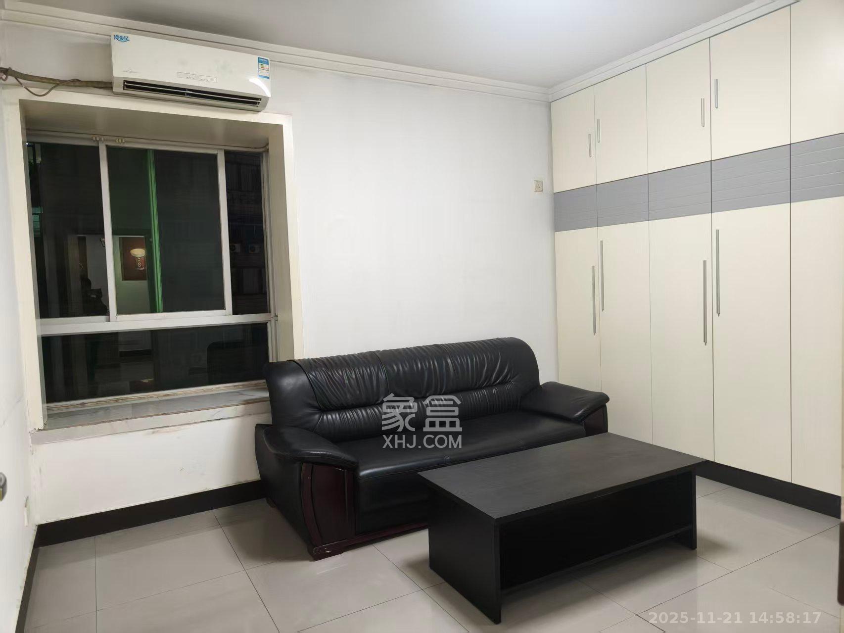 兴威名座 2室2厅1卫 2800.0元/月 兴威名座 2室2厅1卫 2800.0元/月室内图