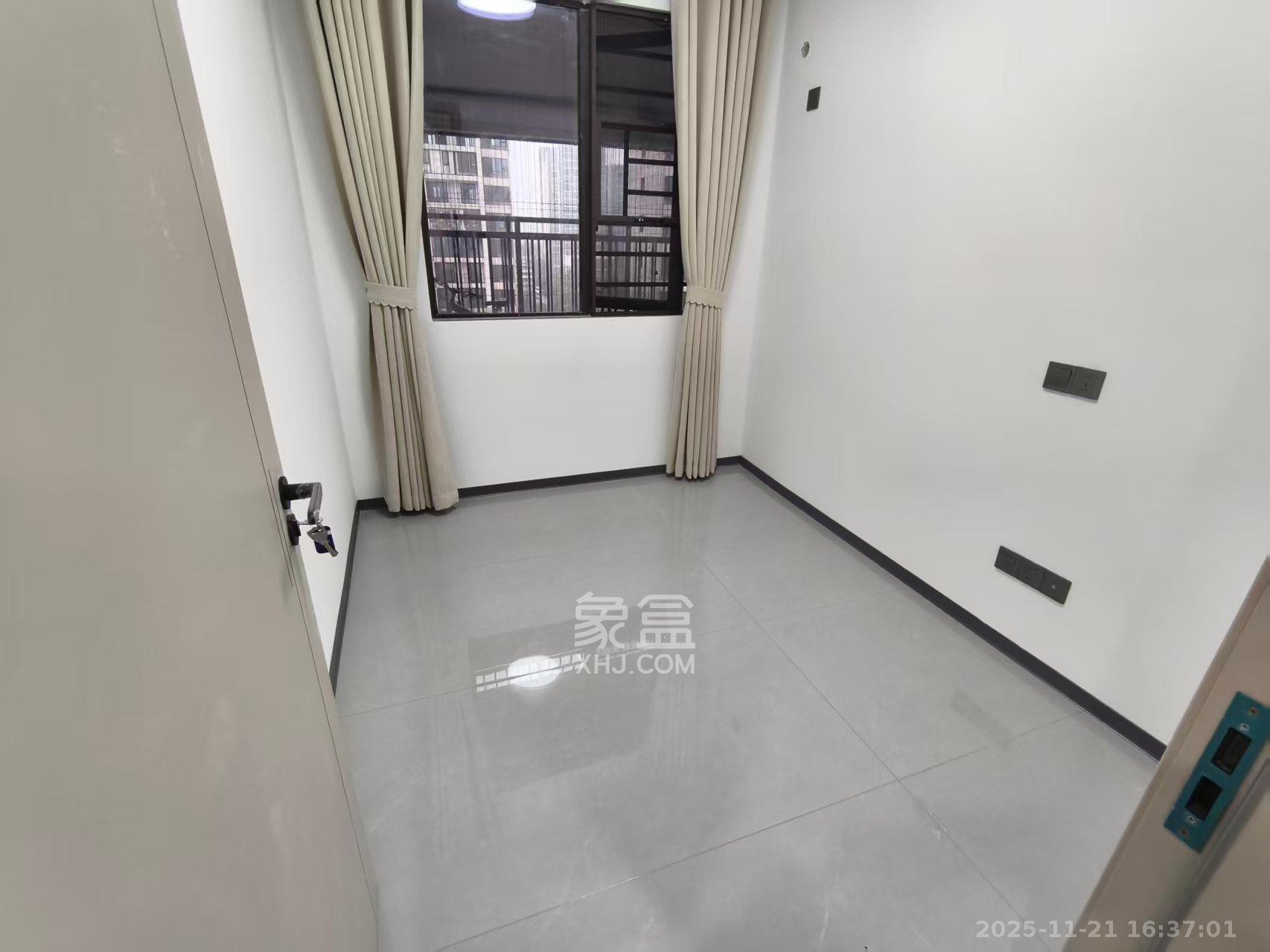 润和翰文府  3室2厅2卫    2800.0元/月室内图