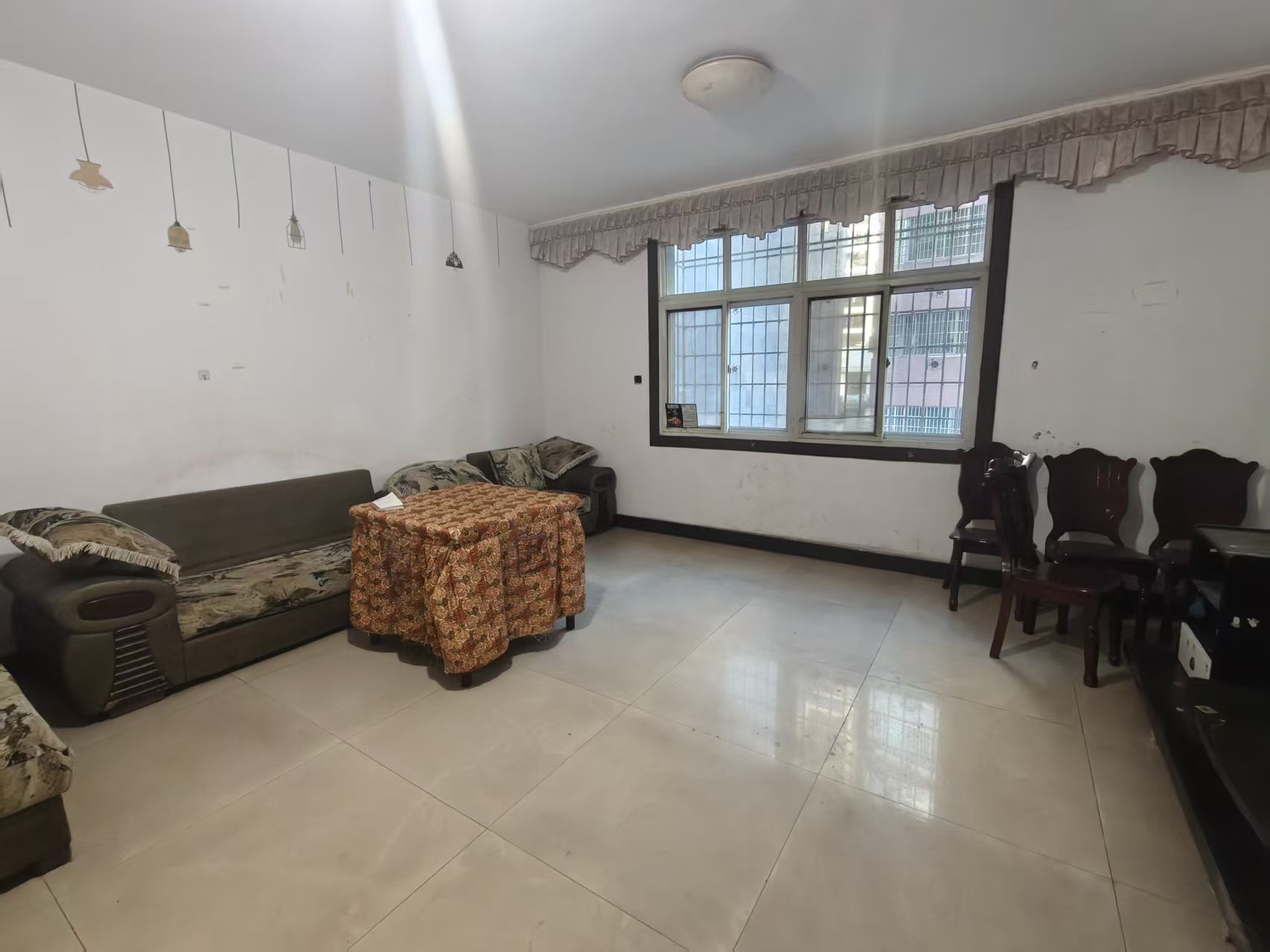 德泽园  2室2厅1卫    25.0万