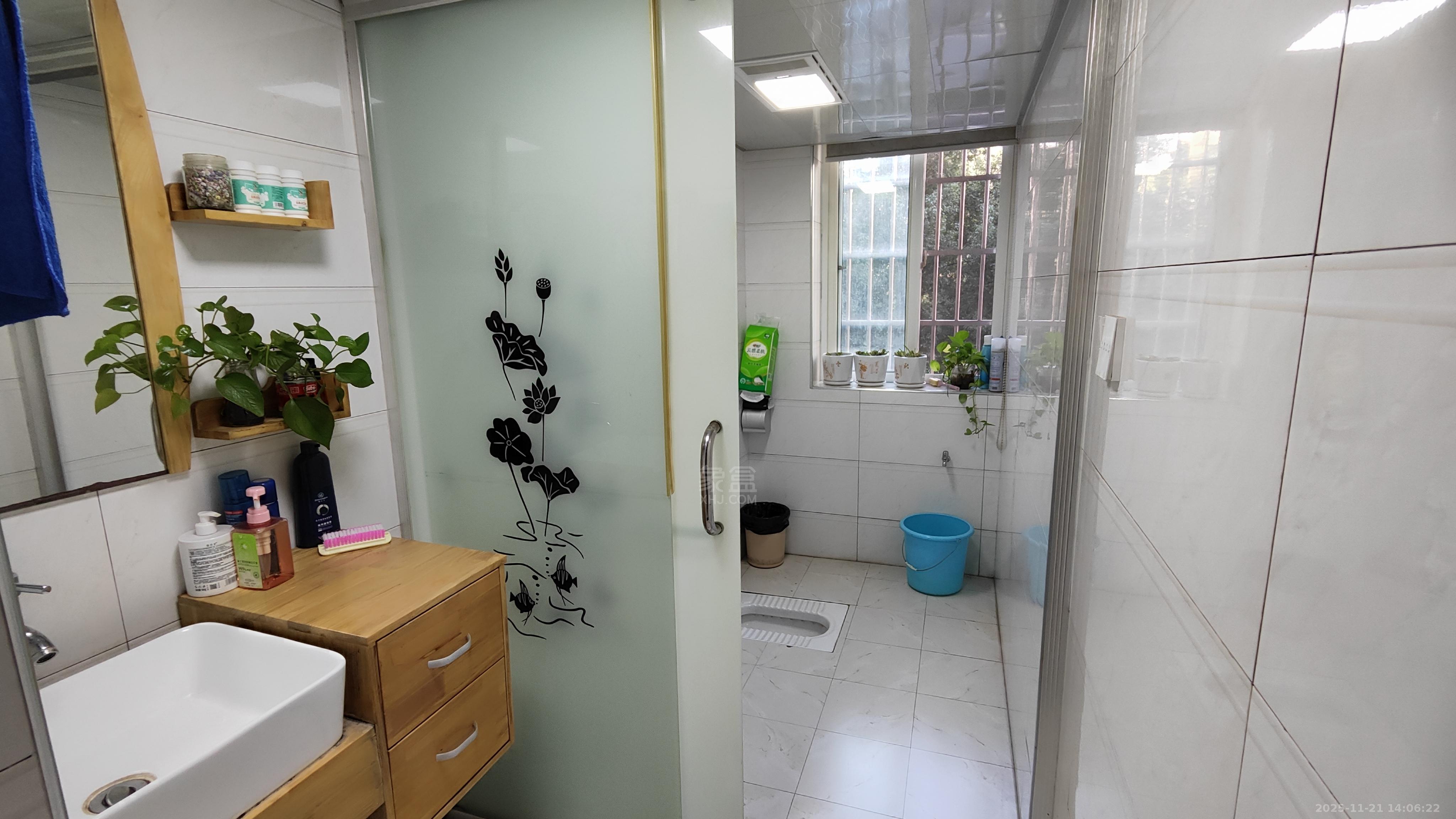 颐景园3期协力小区 3室2厅2卫 3500.0元/月 颐景园3期协力小区 3室2厅2卫 3500.0元/月室内图