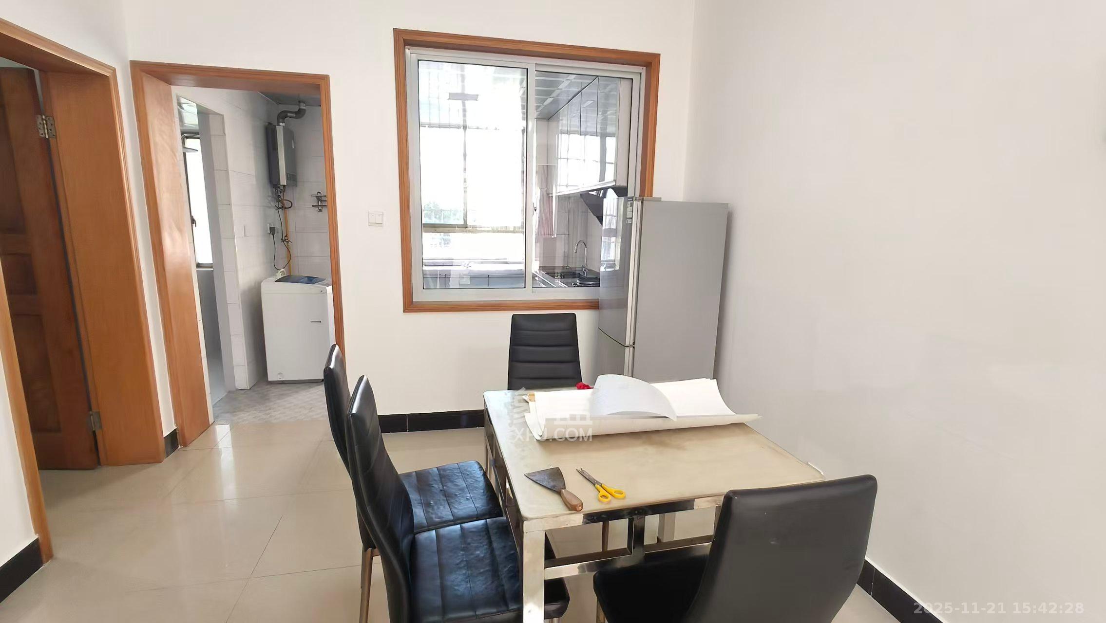 金石蓉园 2室2厅1卫 1800.0元/月 金石蓉园 2室2厅1卫 1800.0元/月室内图