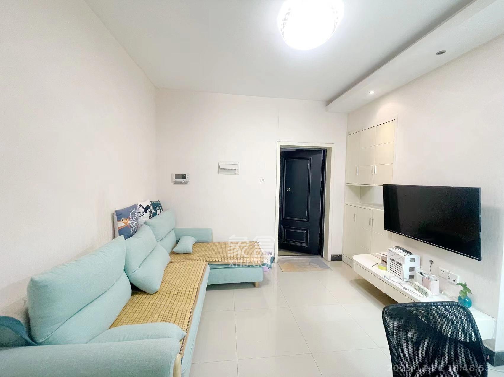 格林星城  1室1厅1卫    2200.0元/月